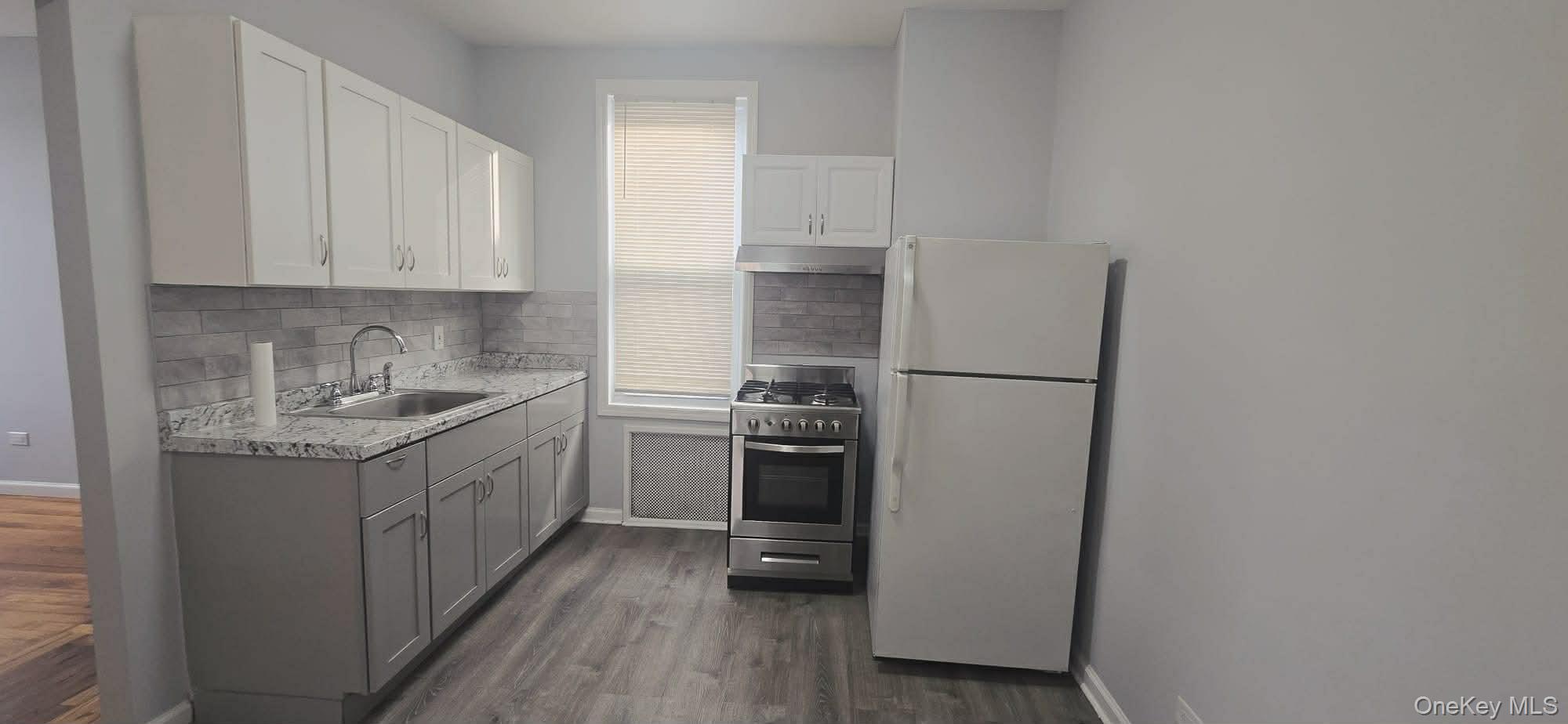 #5 photo, 97-43 105th Street, קווינס Ozone Park , NY 11416