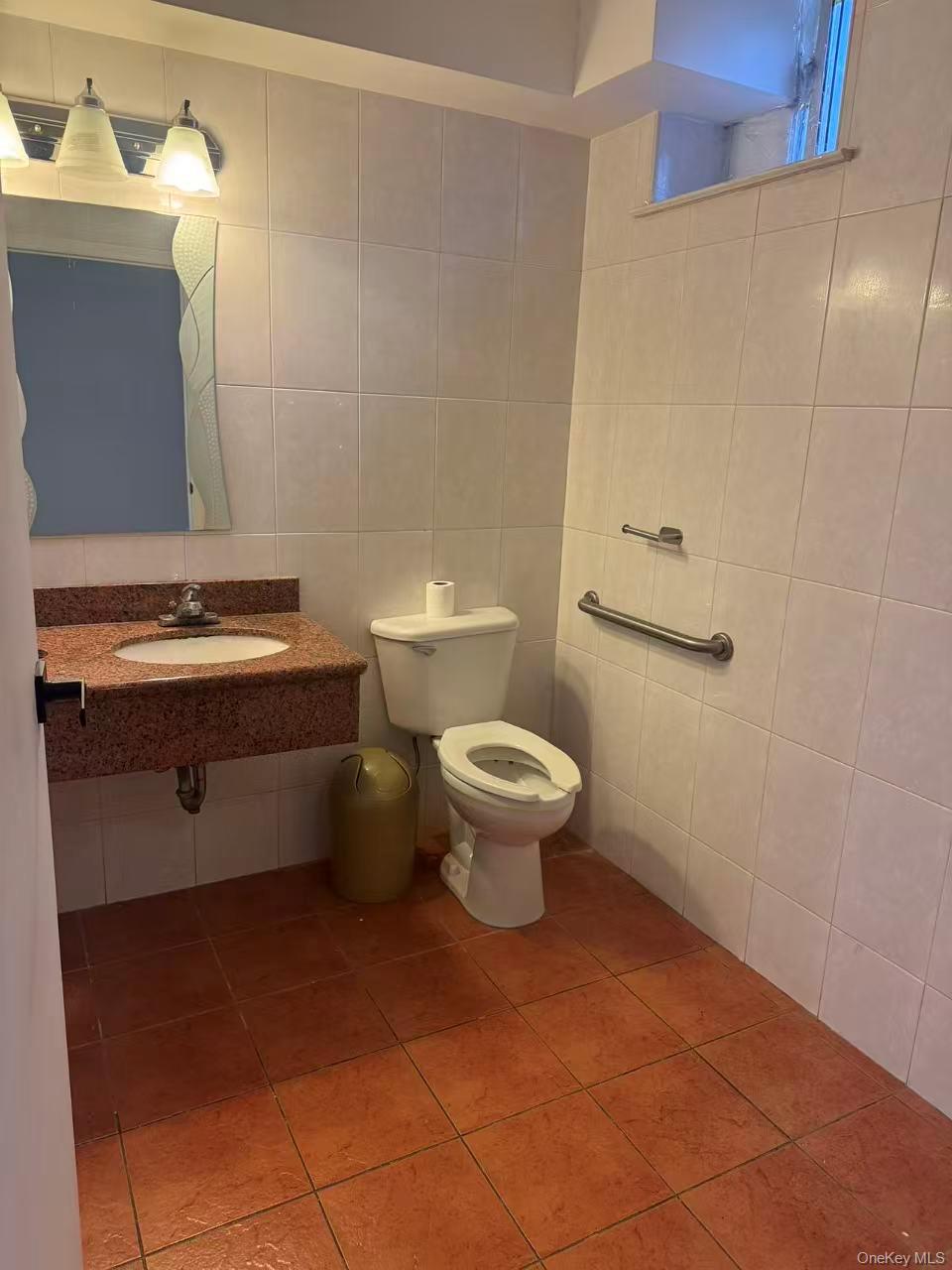 #6 photo, 43-53 162 Street, फ्लशिंग Flushing , NY 11358