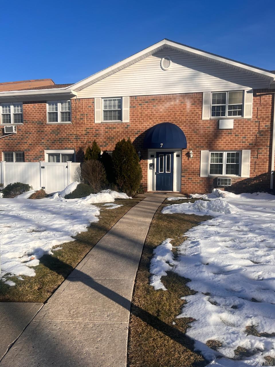 #2 photo, 460 OLD TOWN Road, Port Jefferson Station , NY 11776