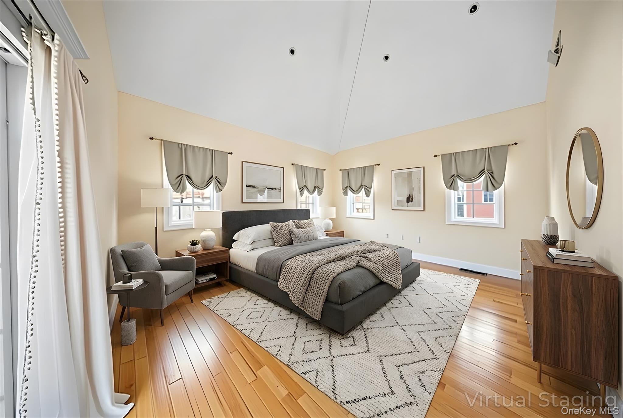 #11 photo, 66-19 Commonwealth Boulevard, Little Neck , NY 11362