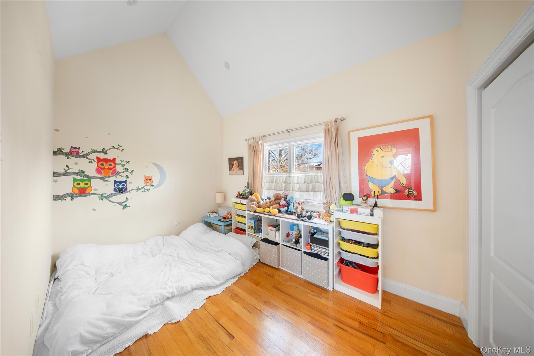 #13 photo, 66-19 Commonwealth Boulevard, Little Neck , NY 11362