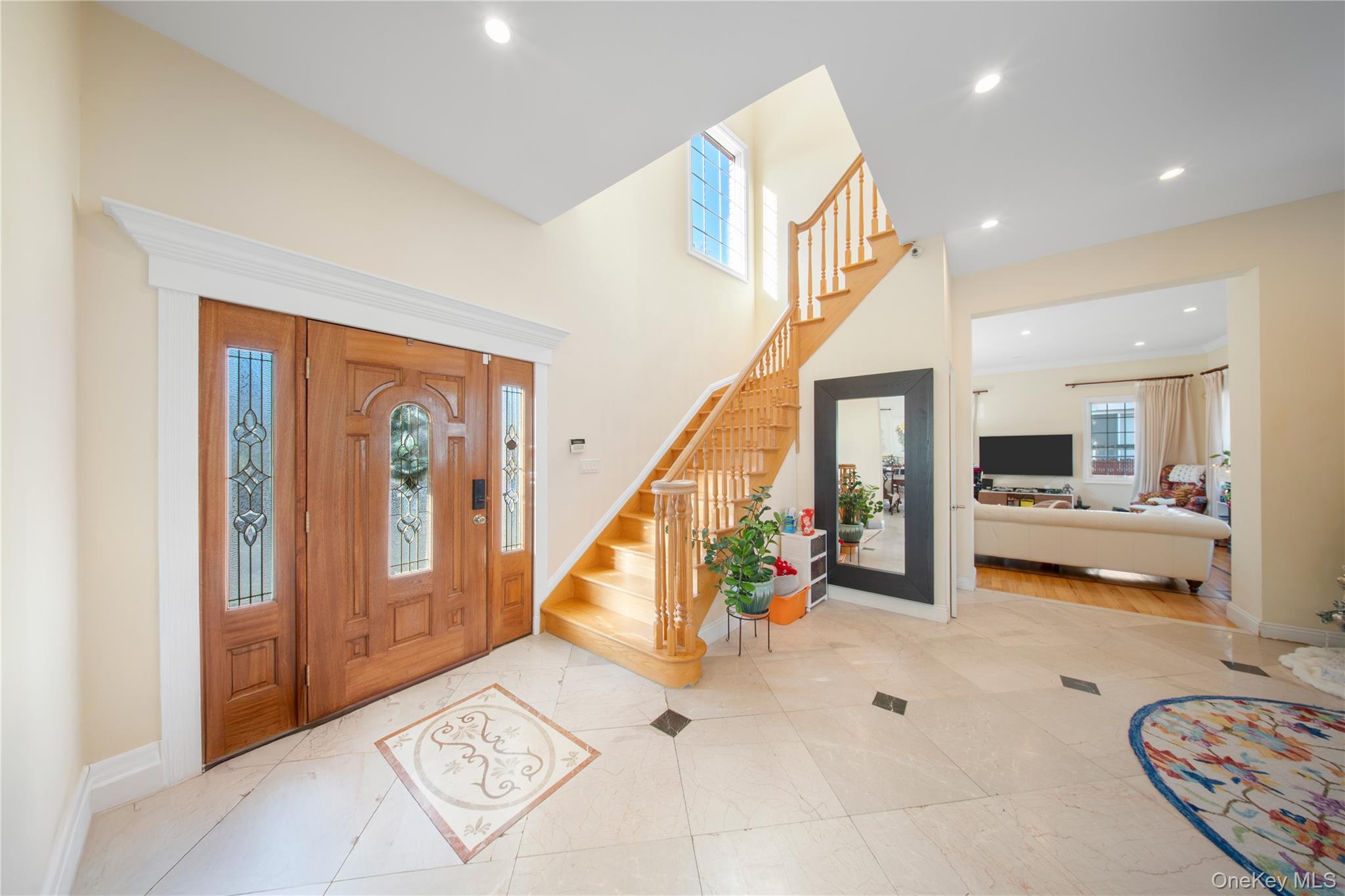 #2 photo, 66-19 Commonwealth Boulevard, Little Neck , NY 11362