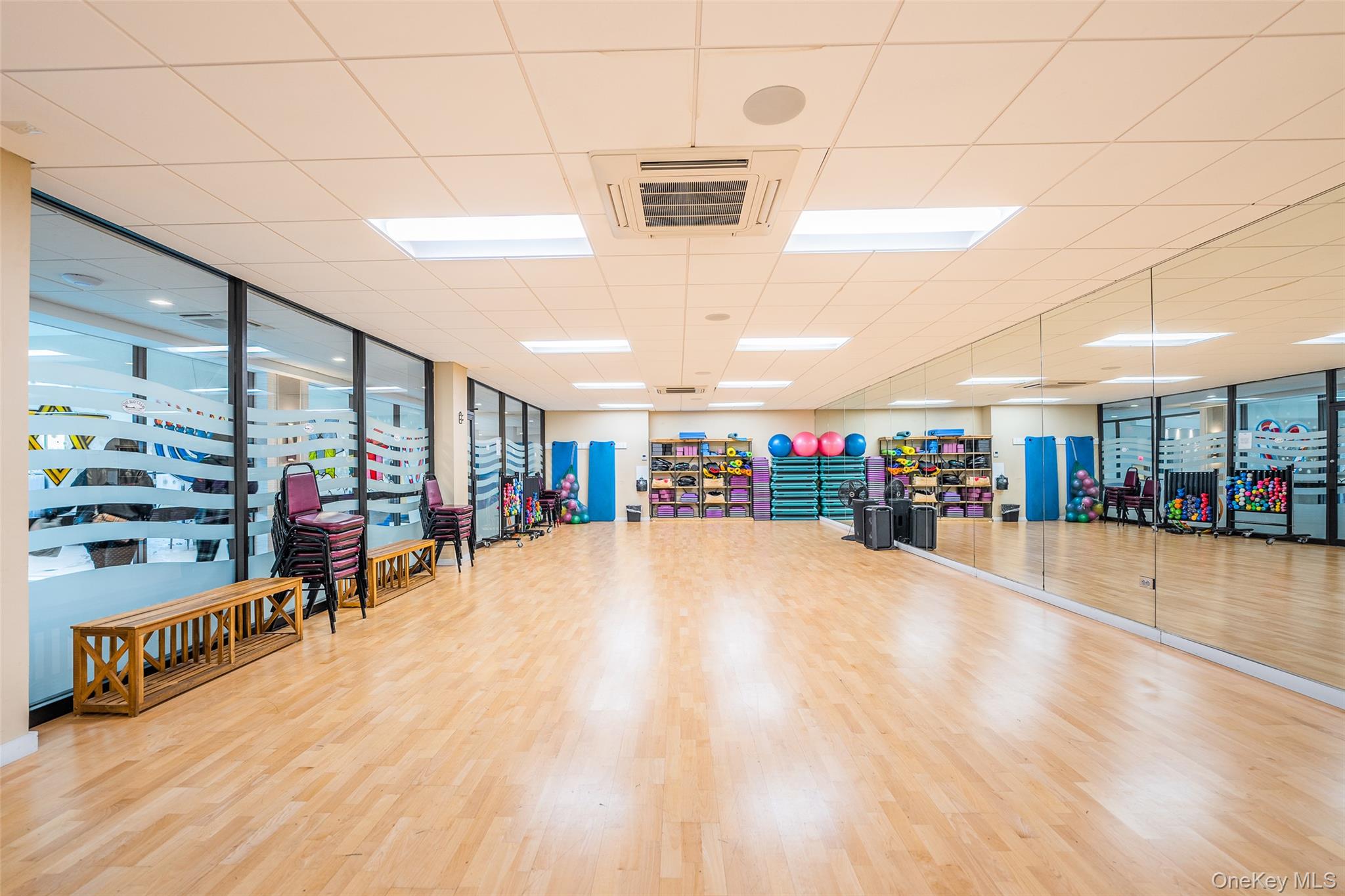 #8 photo, 1 Bay Club Drive, बेसाइड Bayside , NY 11360