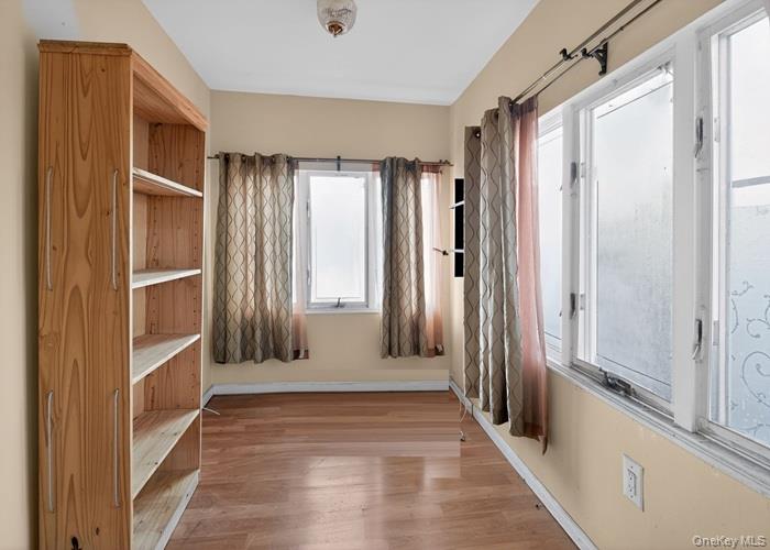 #14 photo, 40 MCLAUGHLIN Street, Staten Island , NY 10305