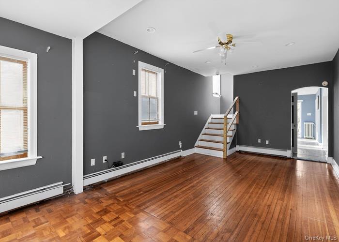 #8 photo, 40 MCLAUGHLIN Street, Staten Island , NY 10305