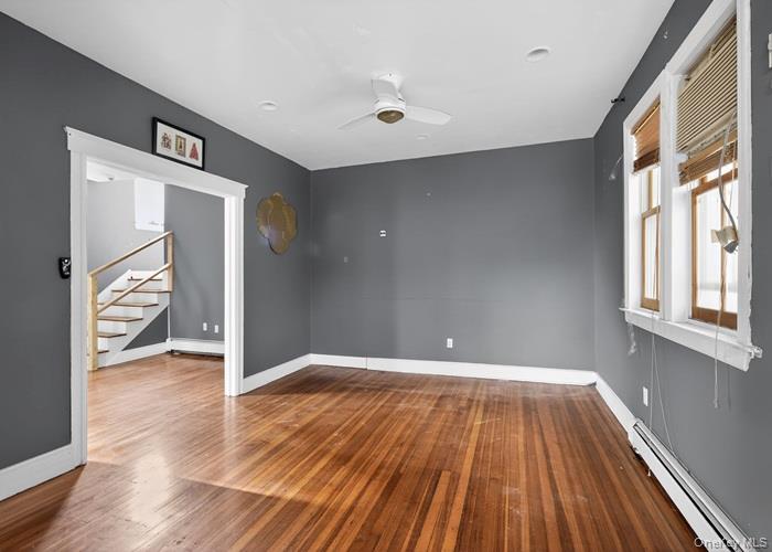 #9 photo, 40 MCLAUGHLIN Street, Staten Island , NY 10305