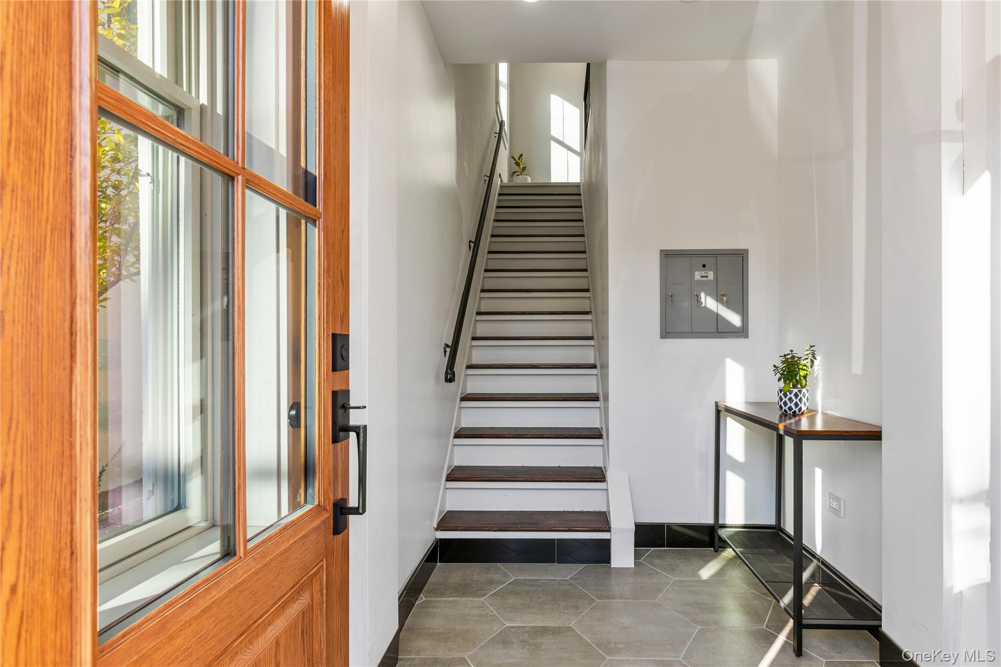 #20 photo, 385 Midland Avenue, Rye , NY 10580