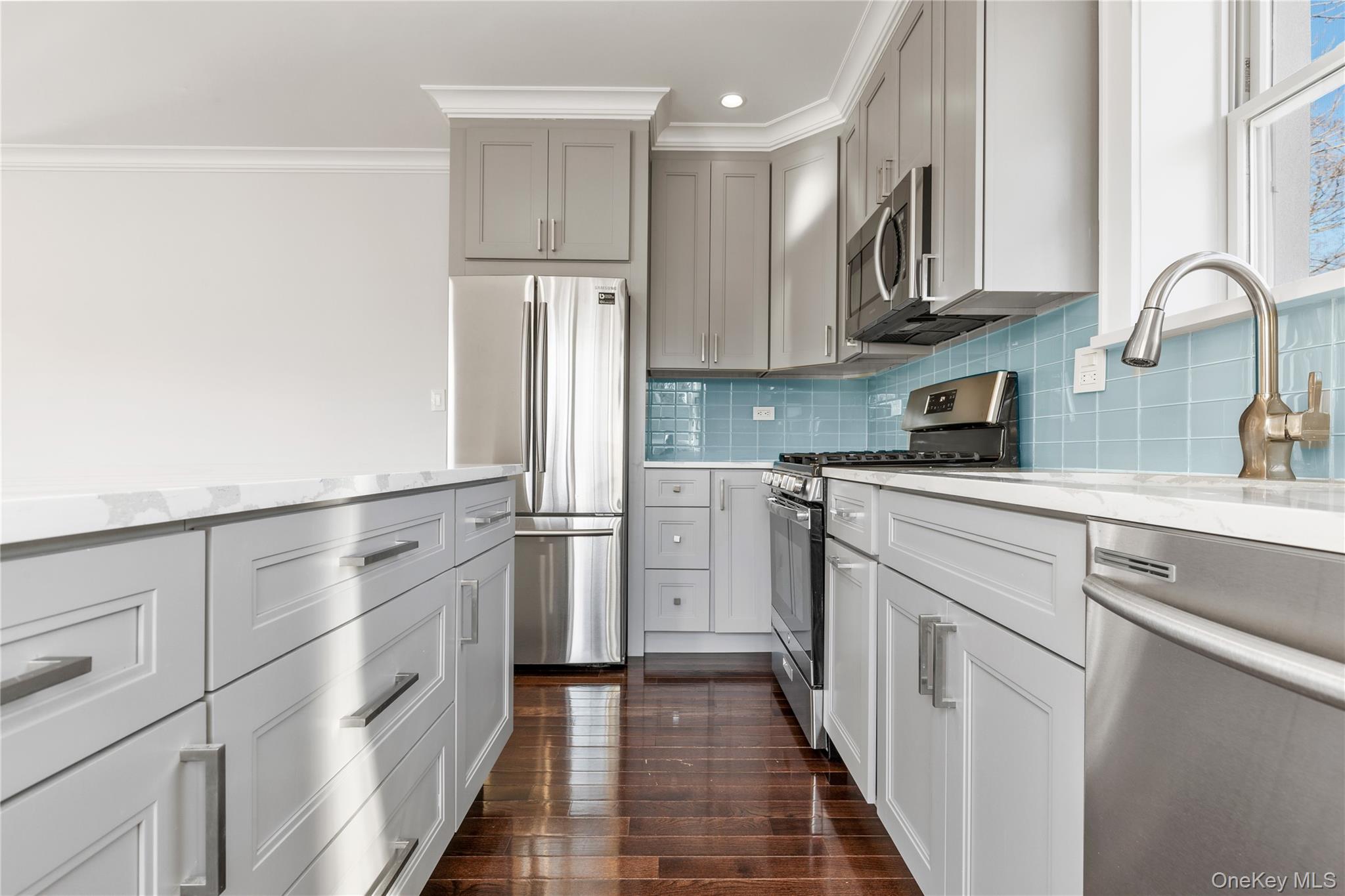 #8 photo, 385 Midland Avenue, Rye , NY 10580