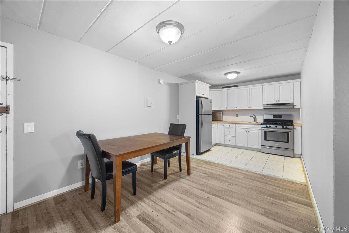 #12 photo, 2035 Central Park Avenue, Yonkers , NY 10710