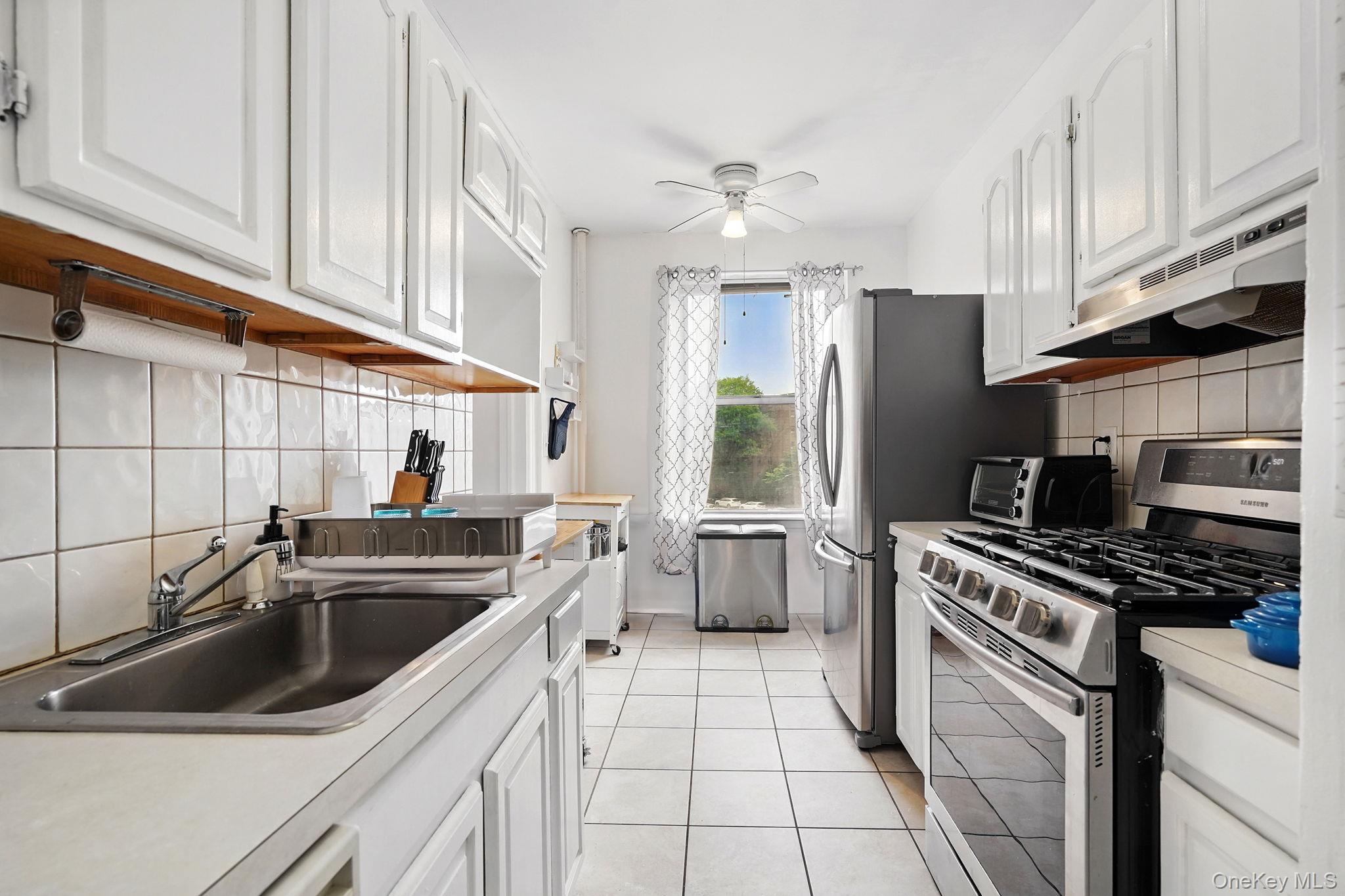 #3 photo, 472 Gramatan Avenue, Mount Vernon , NY 10552