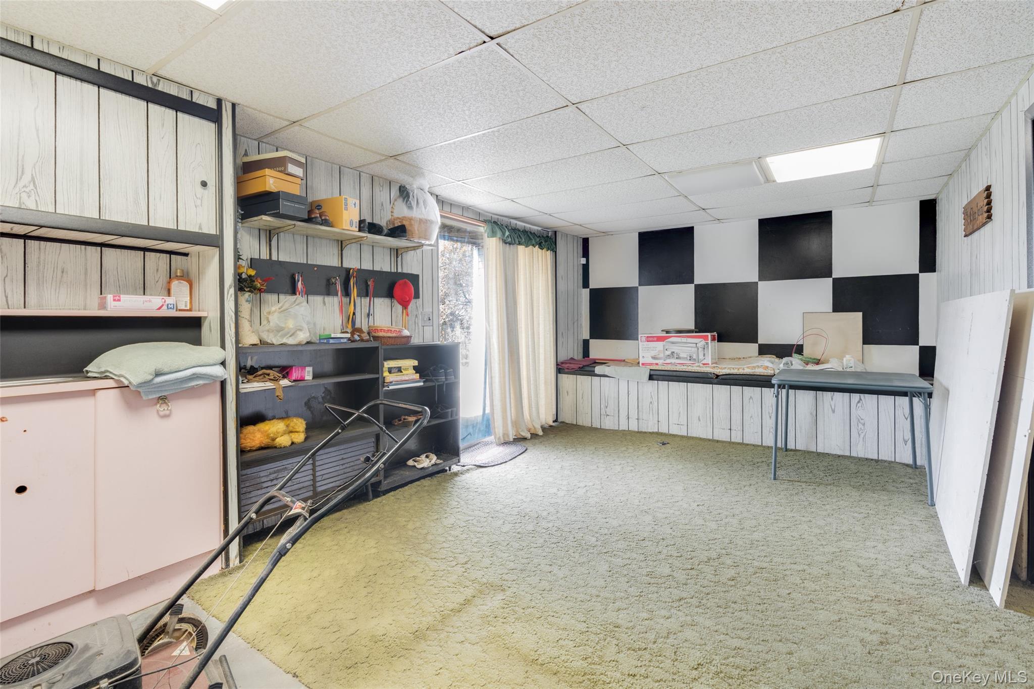 #18 photo, 141 South Avenue, 뉴욕주 Beacon , NY 12508