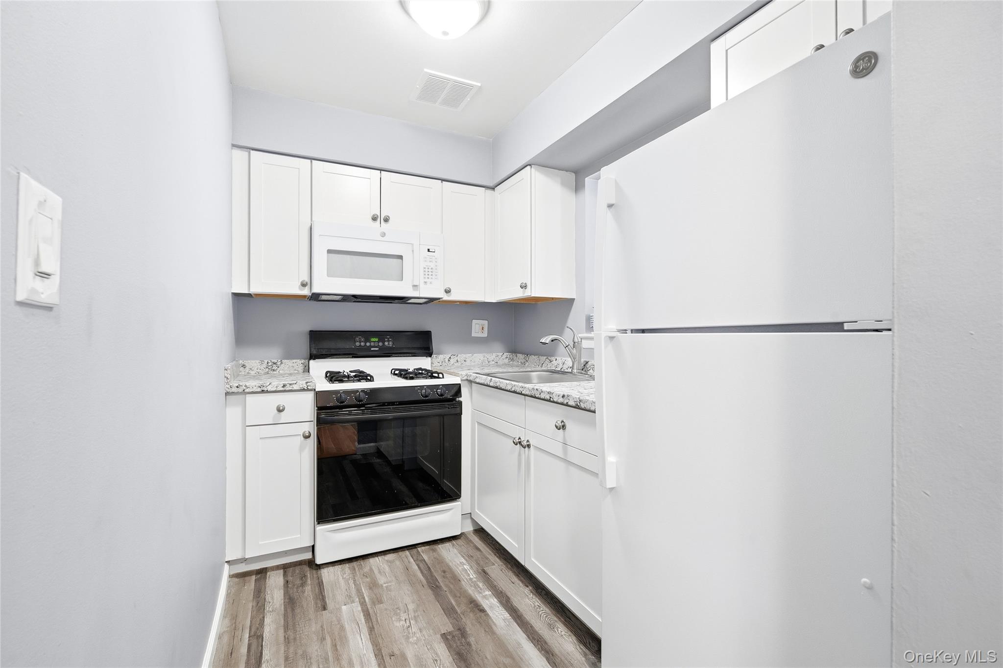 #10 photo, 9 Charles Lane, Pomona , NY 10970