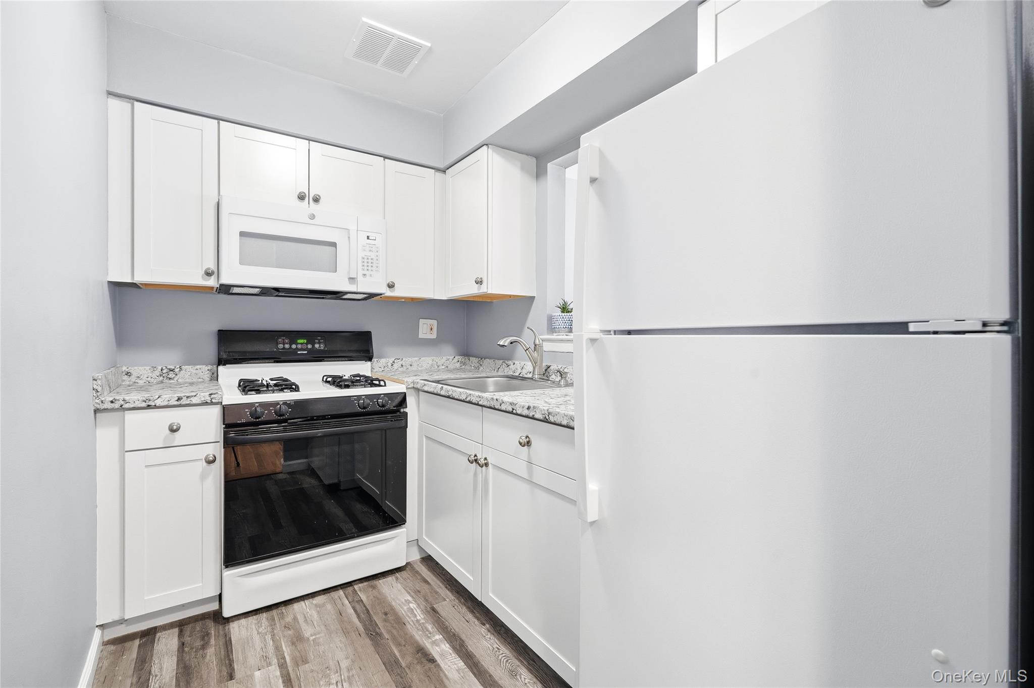 #17 photo, 9 Charles Lane, Pomona , NY 10970