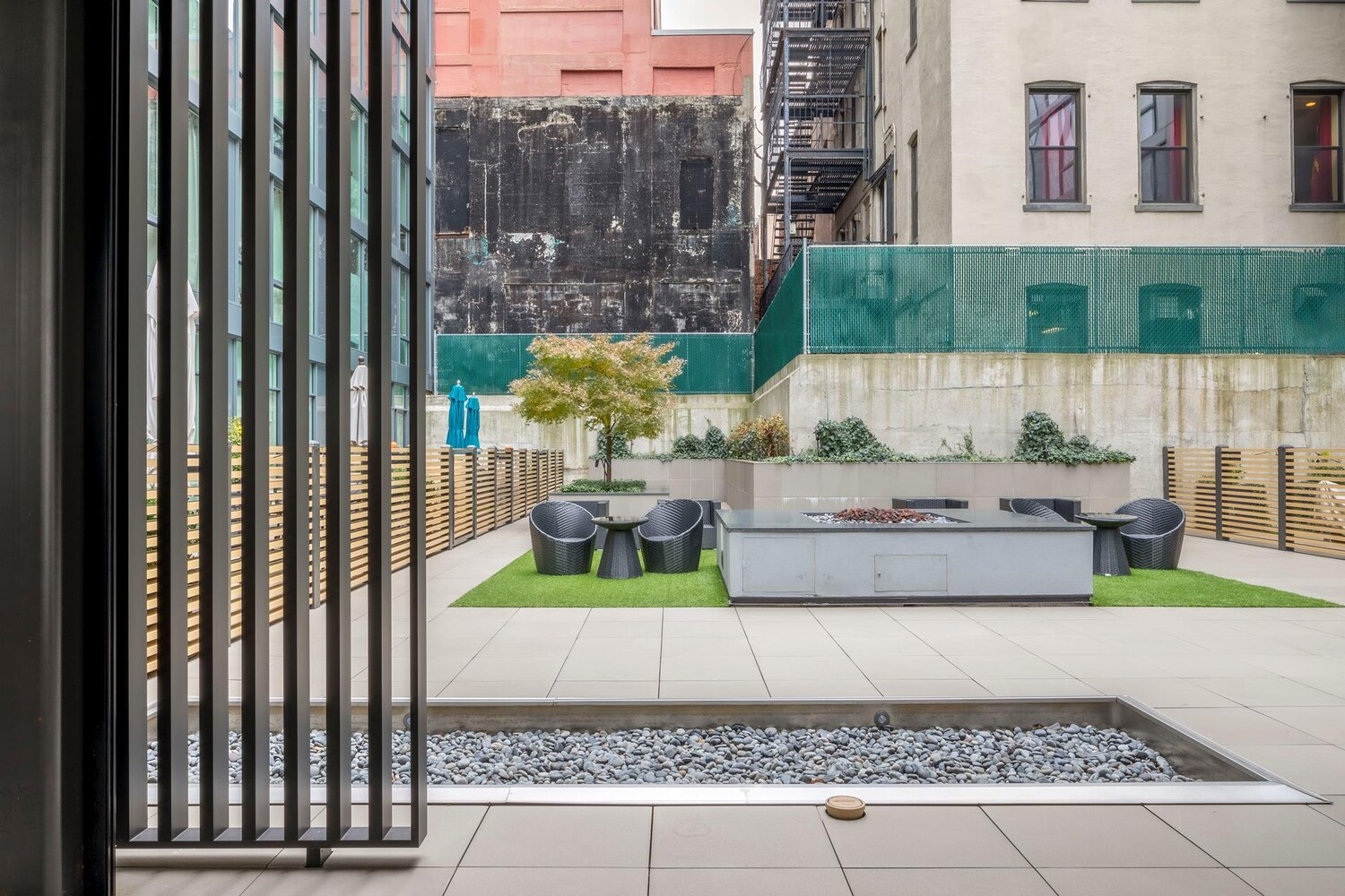 #12 photo, 540 W 49TH Street, Hell's Kitchen , NY 10019