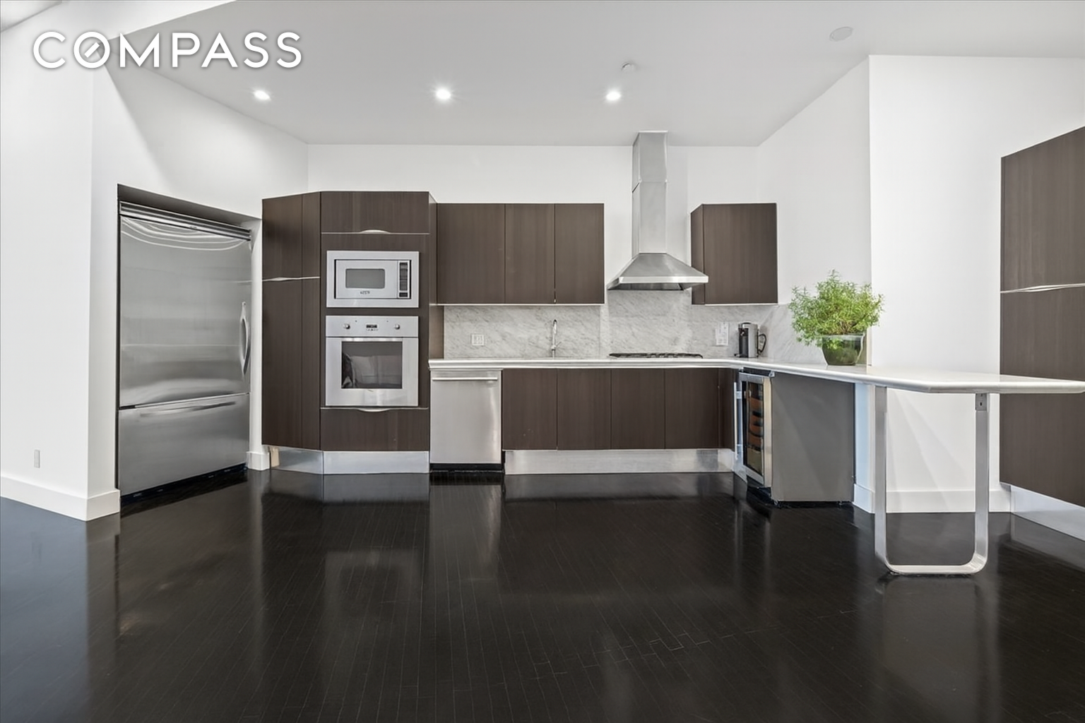 #7 photo, 133 W 14th Street, מנהטן Chelsea , NY 10011