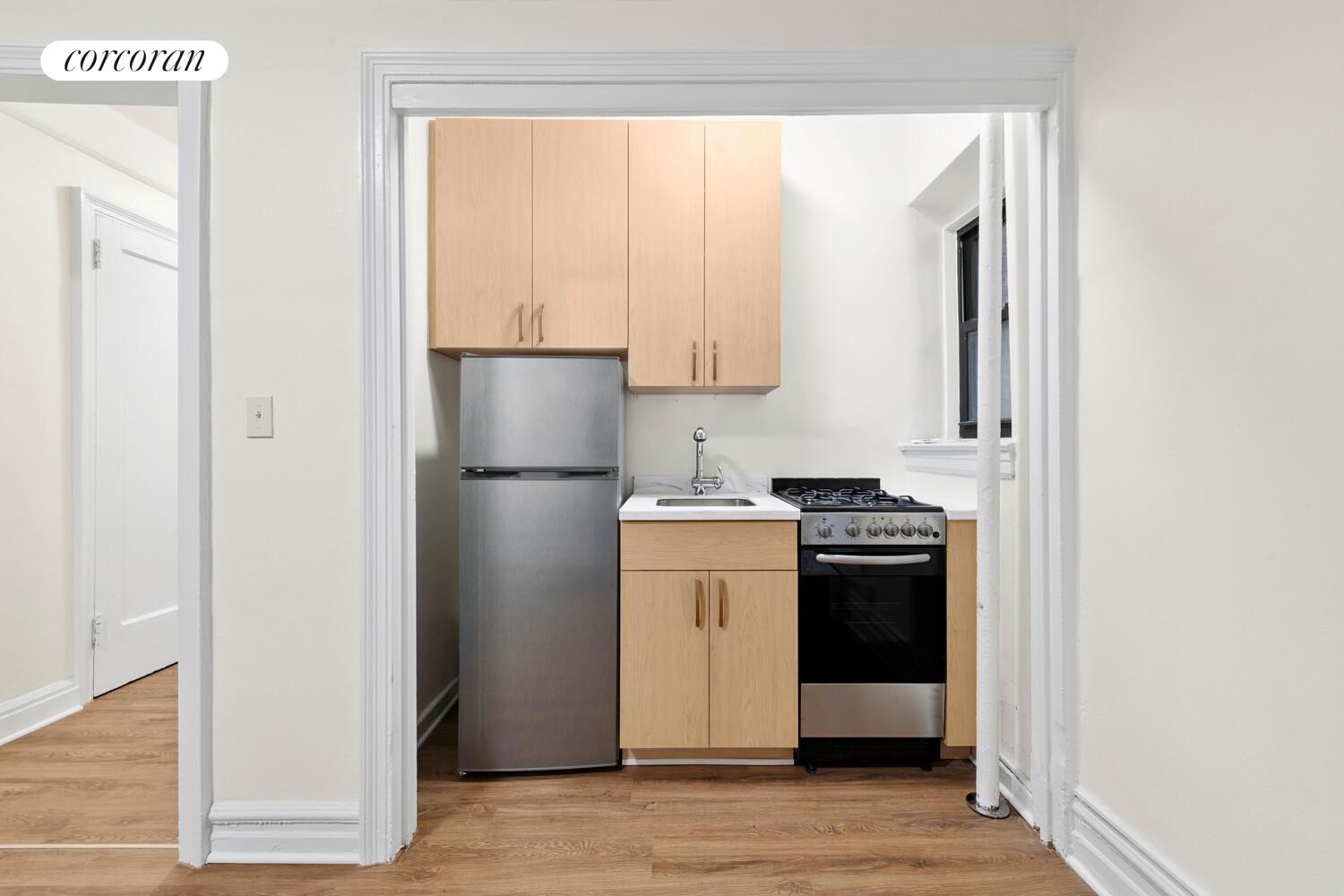 #2 photo, 44-14 NEWTOWN Road, 皇后區 阿士多利亚 Astoria , NY 11103