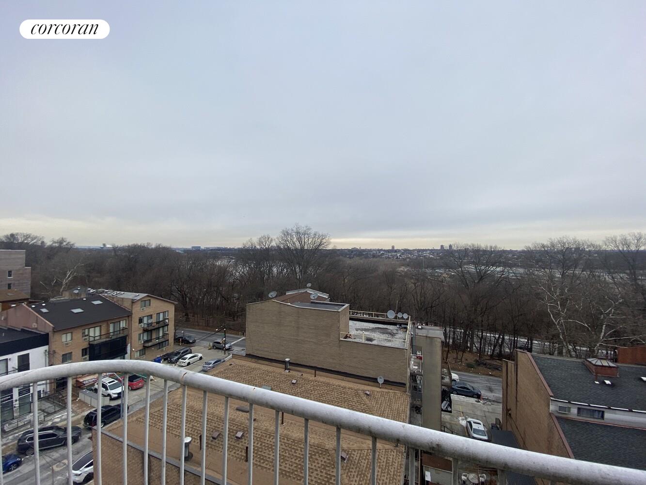 #11 photo, 76-01 113TH Street, 皇后區 森林小丘 Forest Hills , NY 11375