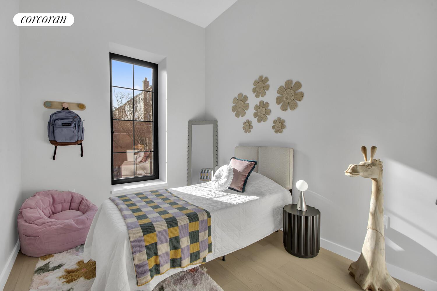 #18 photo, 383 10TH Street, Park Slope , NY 11215