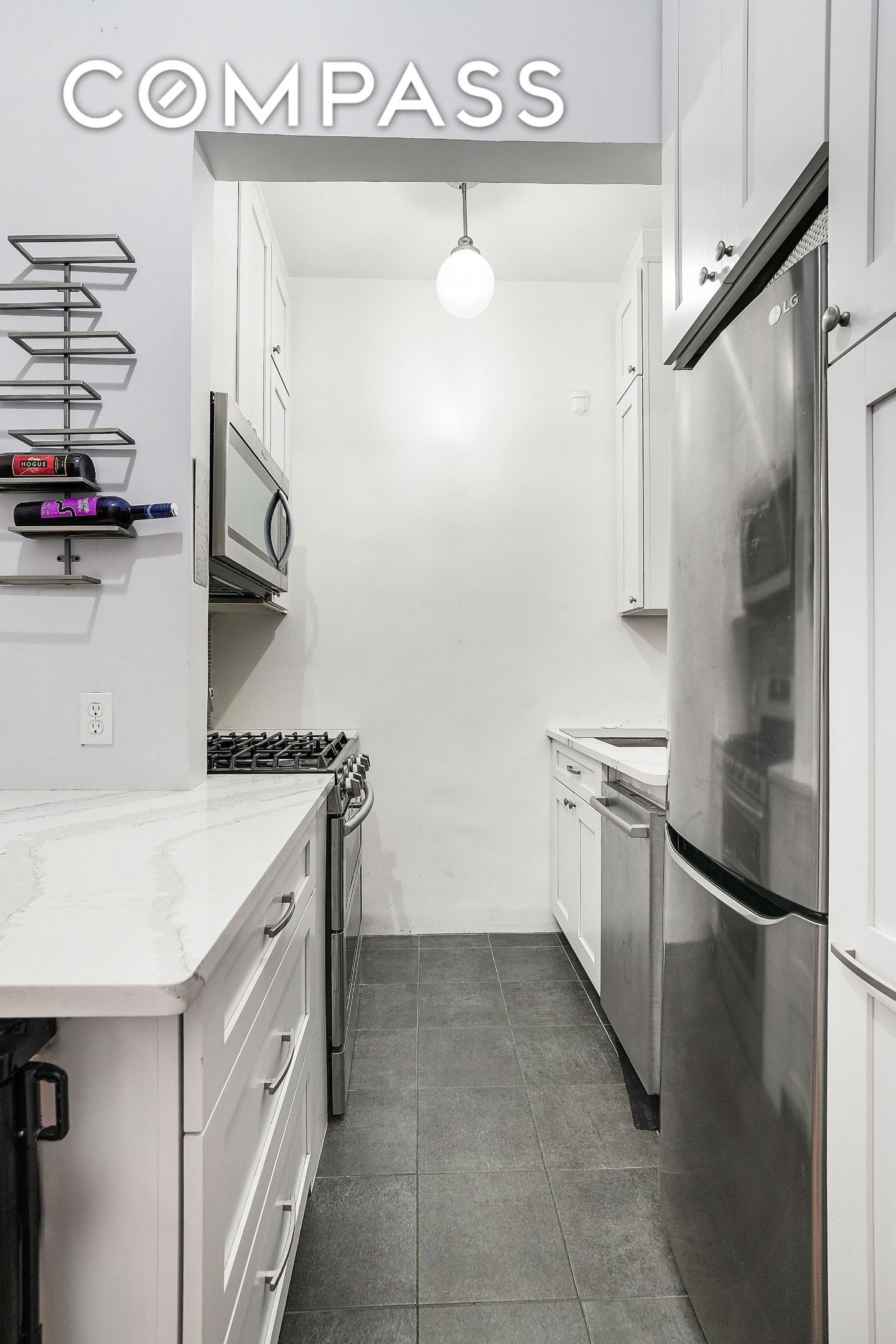 #9 photo, 205 W 54th Street, Midtown , NY 10019