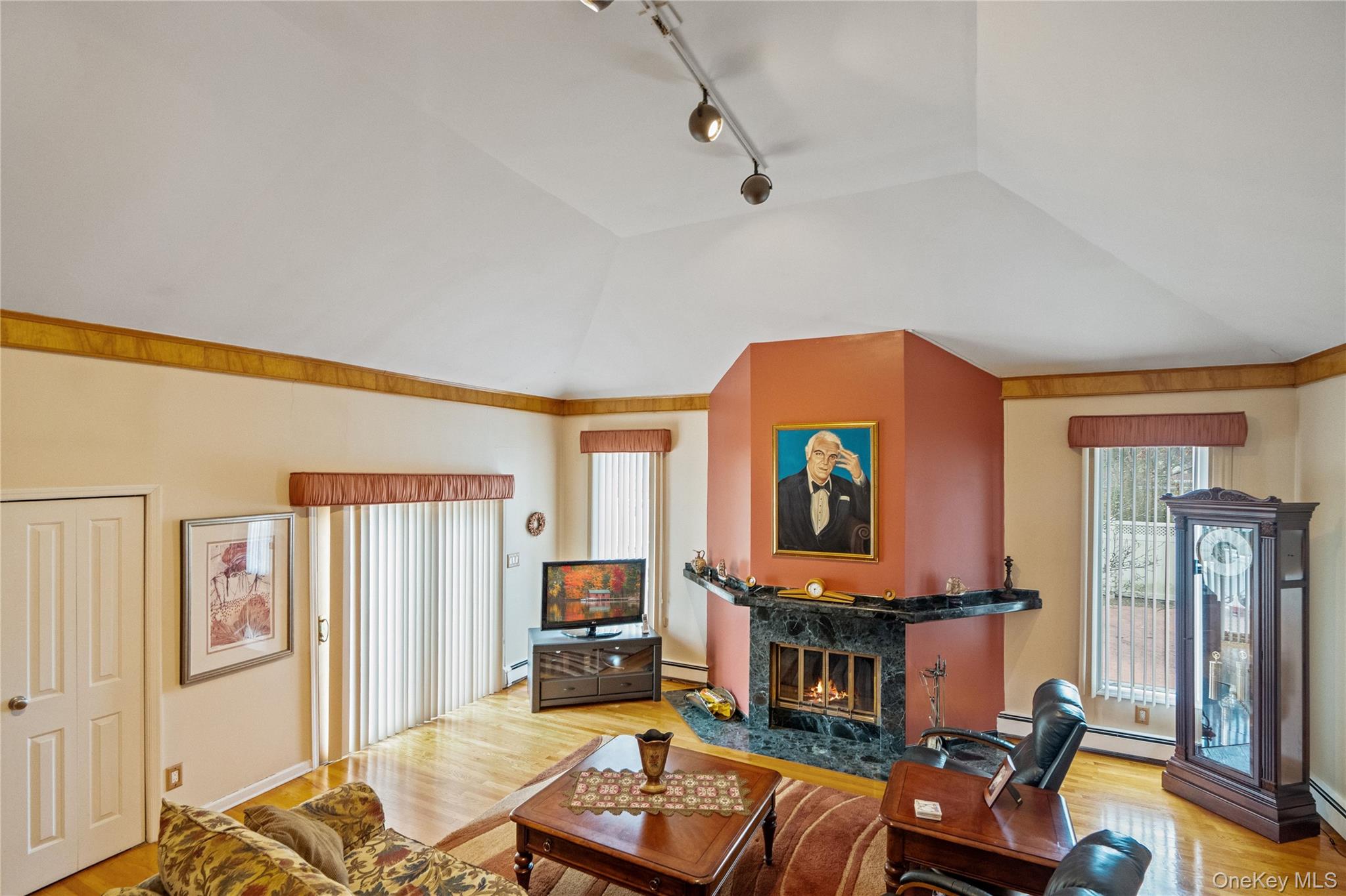 #13 photo, 2046 Hancock Avenue, North Bellmore , NY 11710