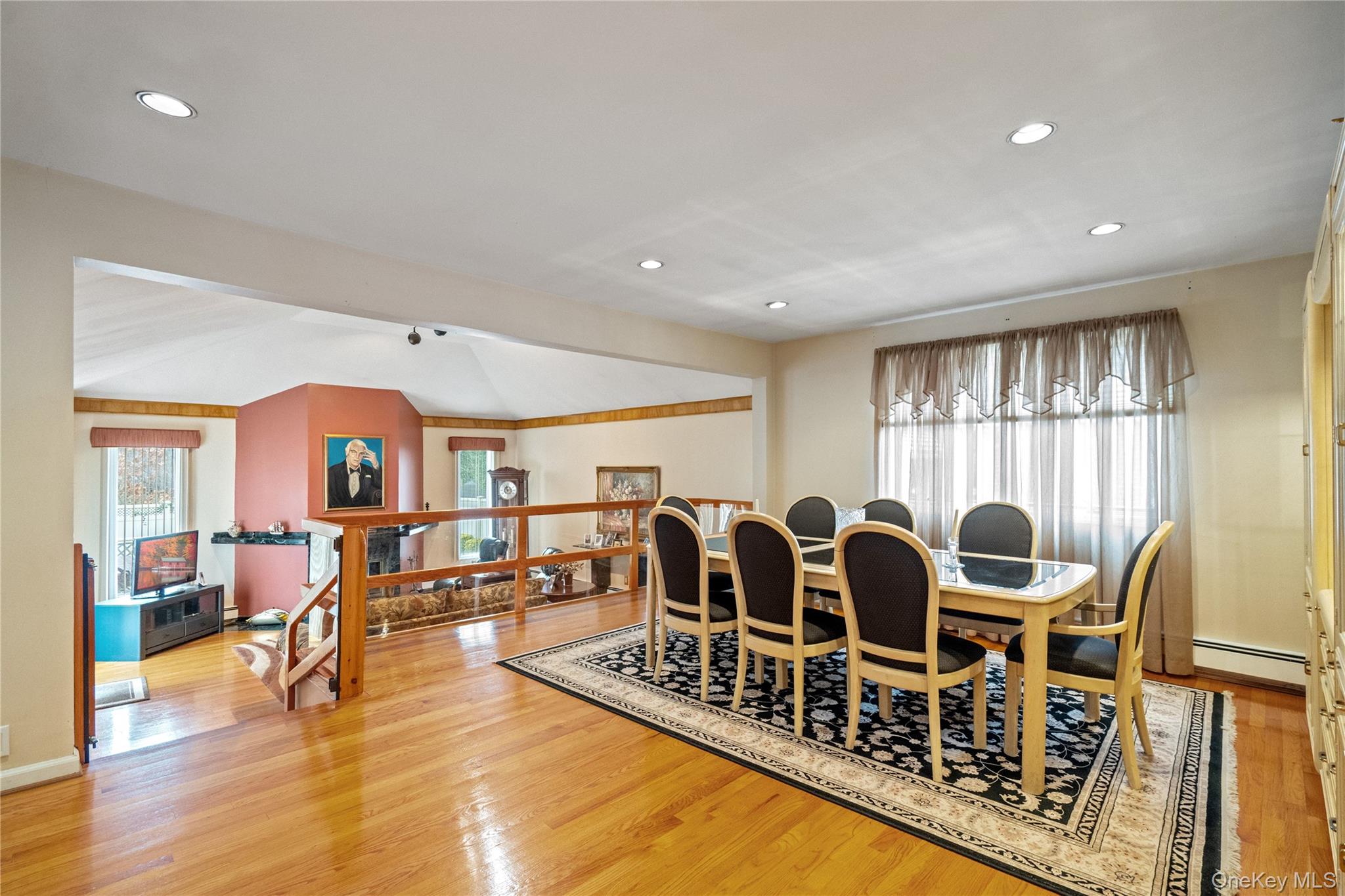 #4 photo, 2046 Hancock Avenue, North Bellmore , NY 11710