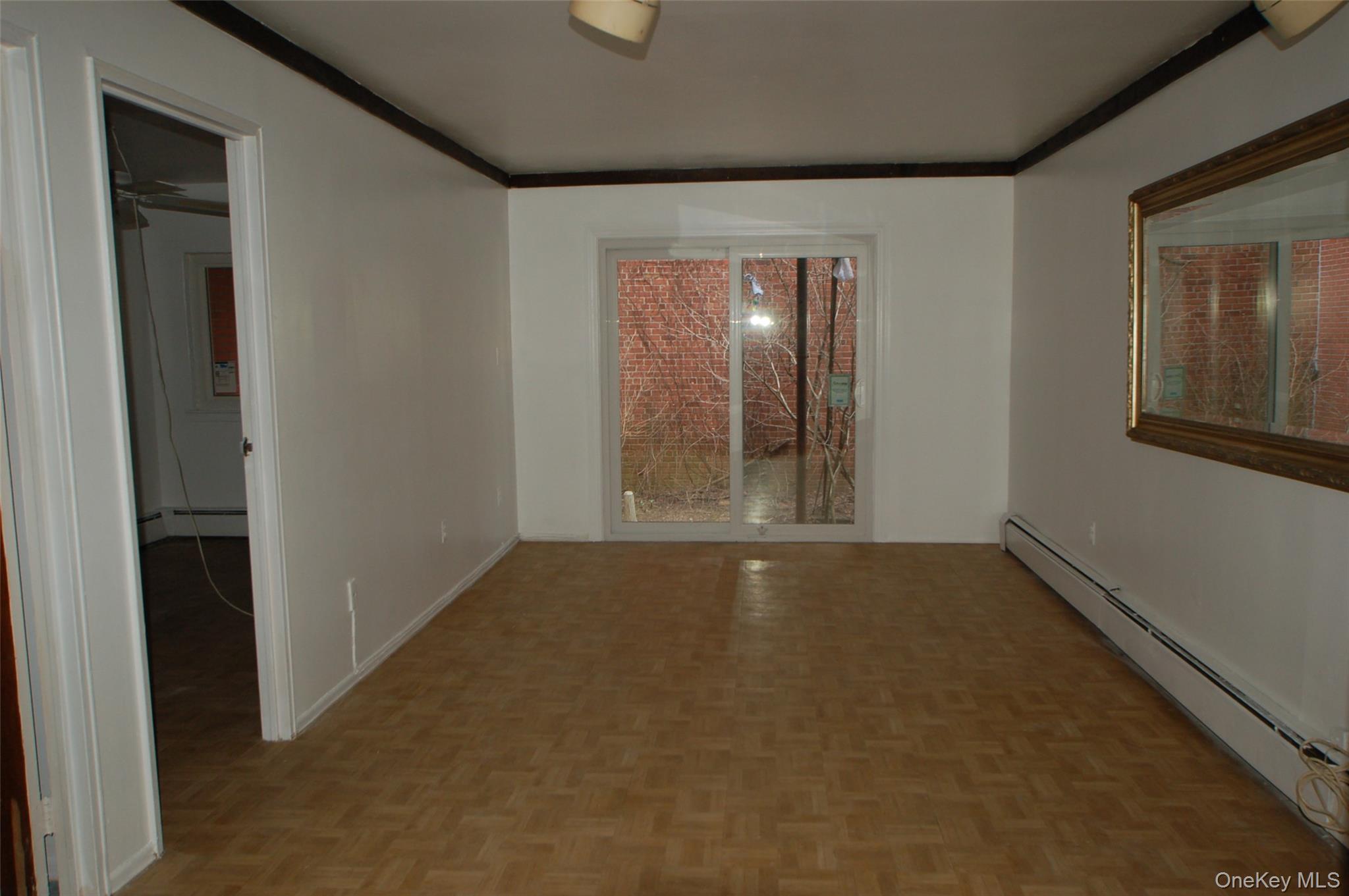 #4 photo, 80-36 138th Street, Briarwood , NY 11435