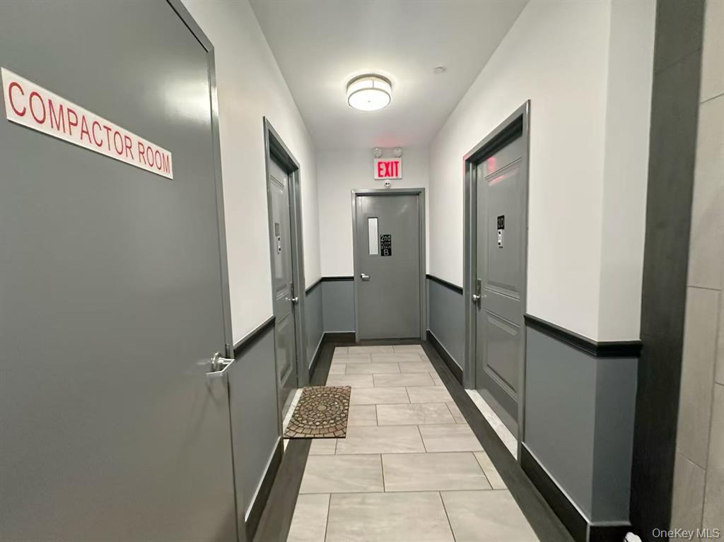 #11 photo, 25-34 Steinway Street, लॉन्ग आइलैंड सिटी Long Island City , NY 11103