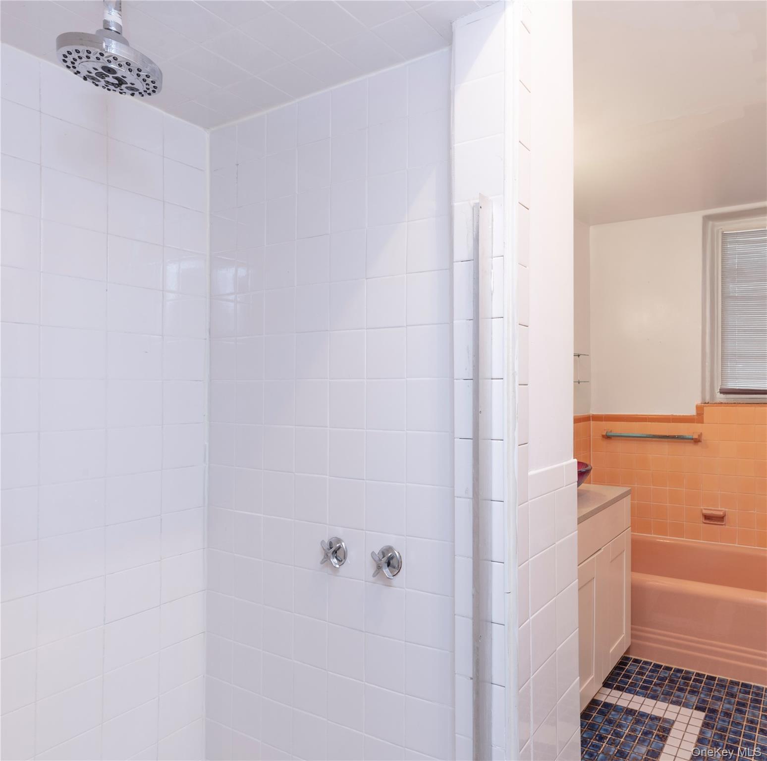 #10 photo, 111-15 75th Avenue, Forest Hills , NY 11375