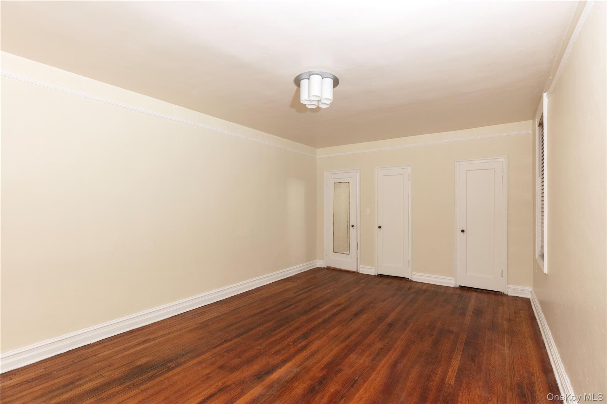 #12 photo, 111-15 75th Avenue, Forest Hills , NY 11375