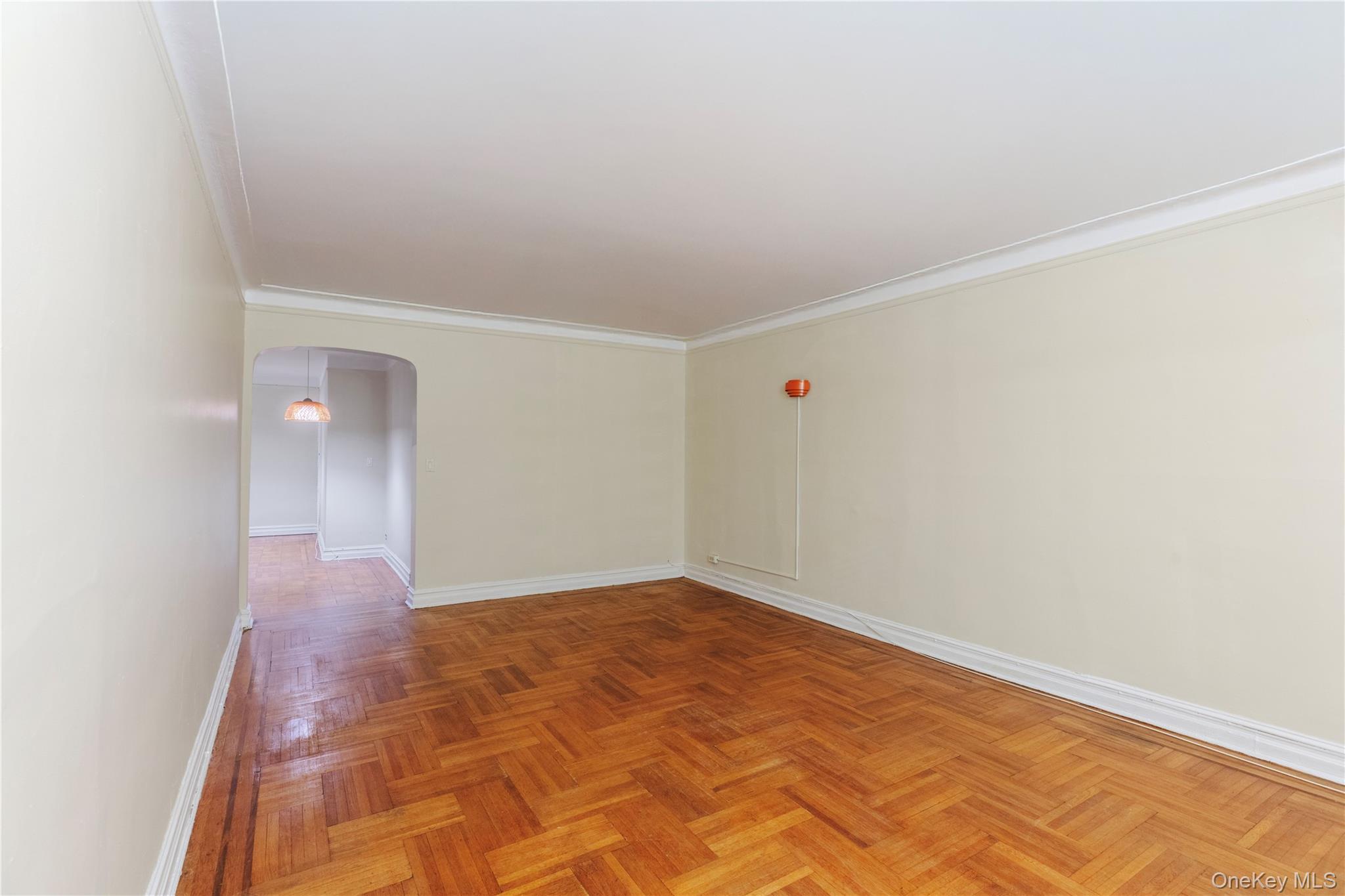 #8 photo, 111-15 75th Avenue, Forest Hills , NY 11375