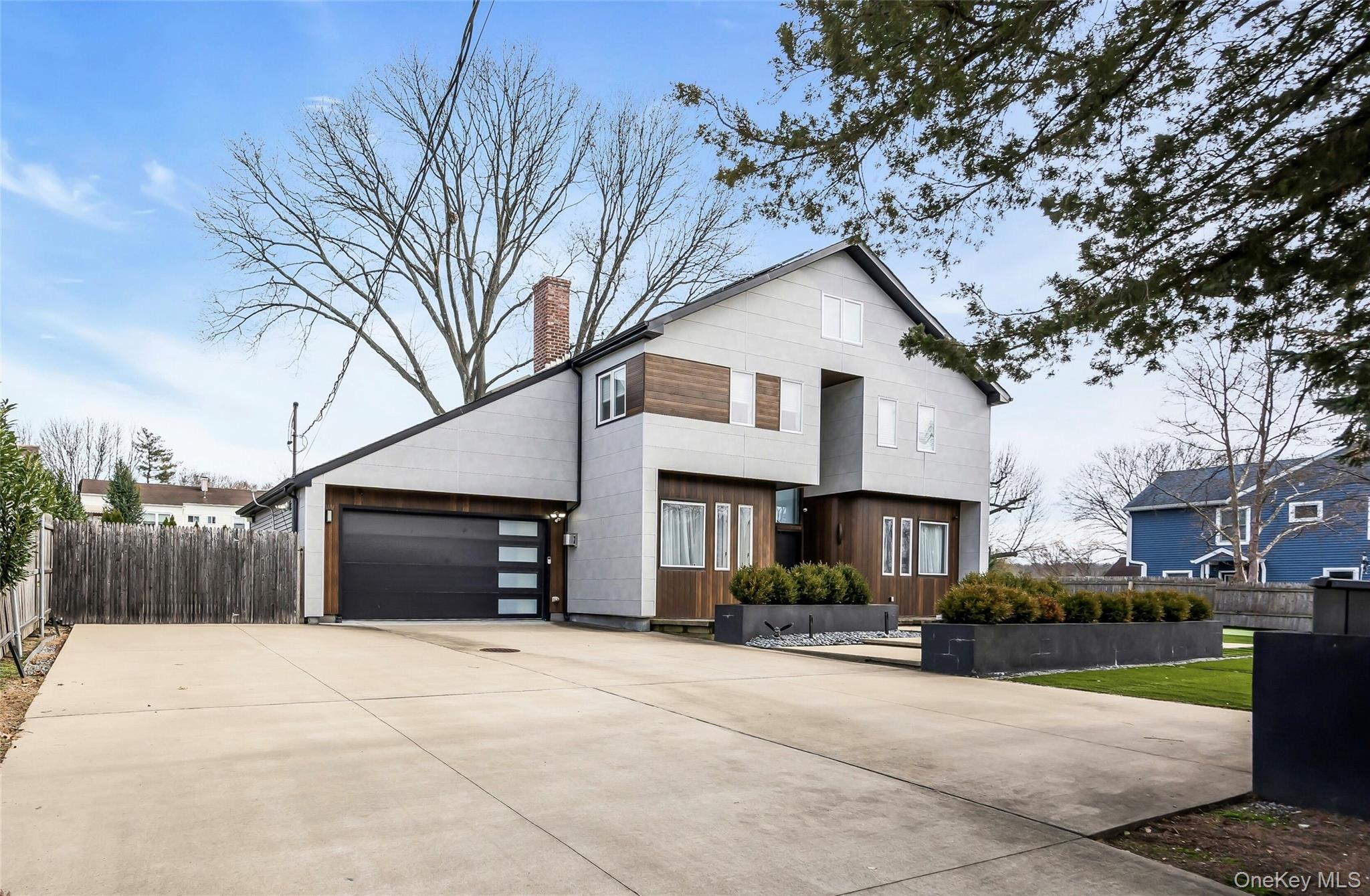 #2 photo, 3 Maple Street, Glenwood Landing , NY 11547