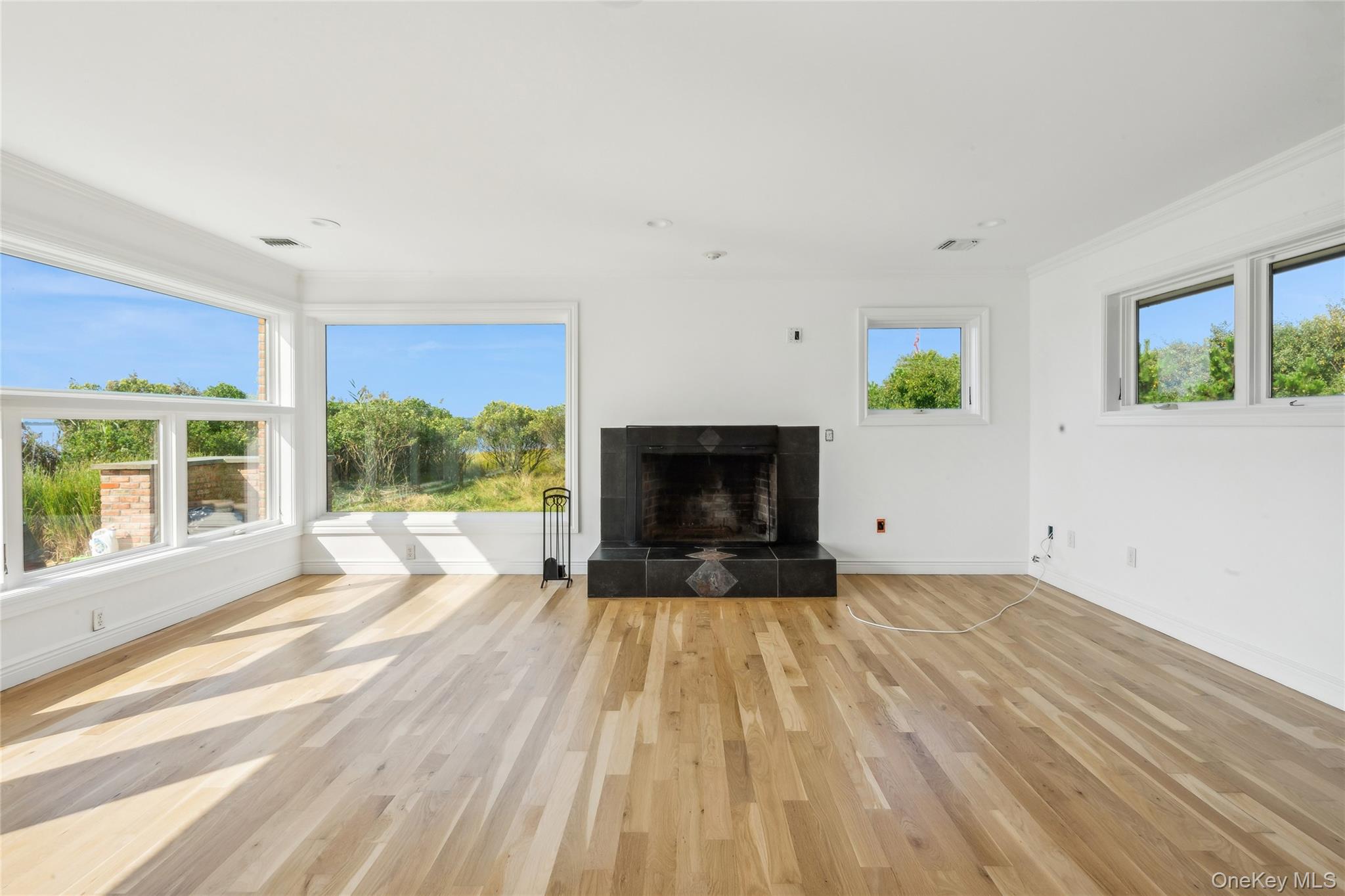 #6 photo, 42 Barracuda, सफ़ोक काउंटी East Quogue , NY 11942