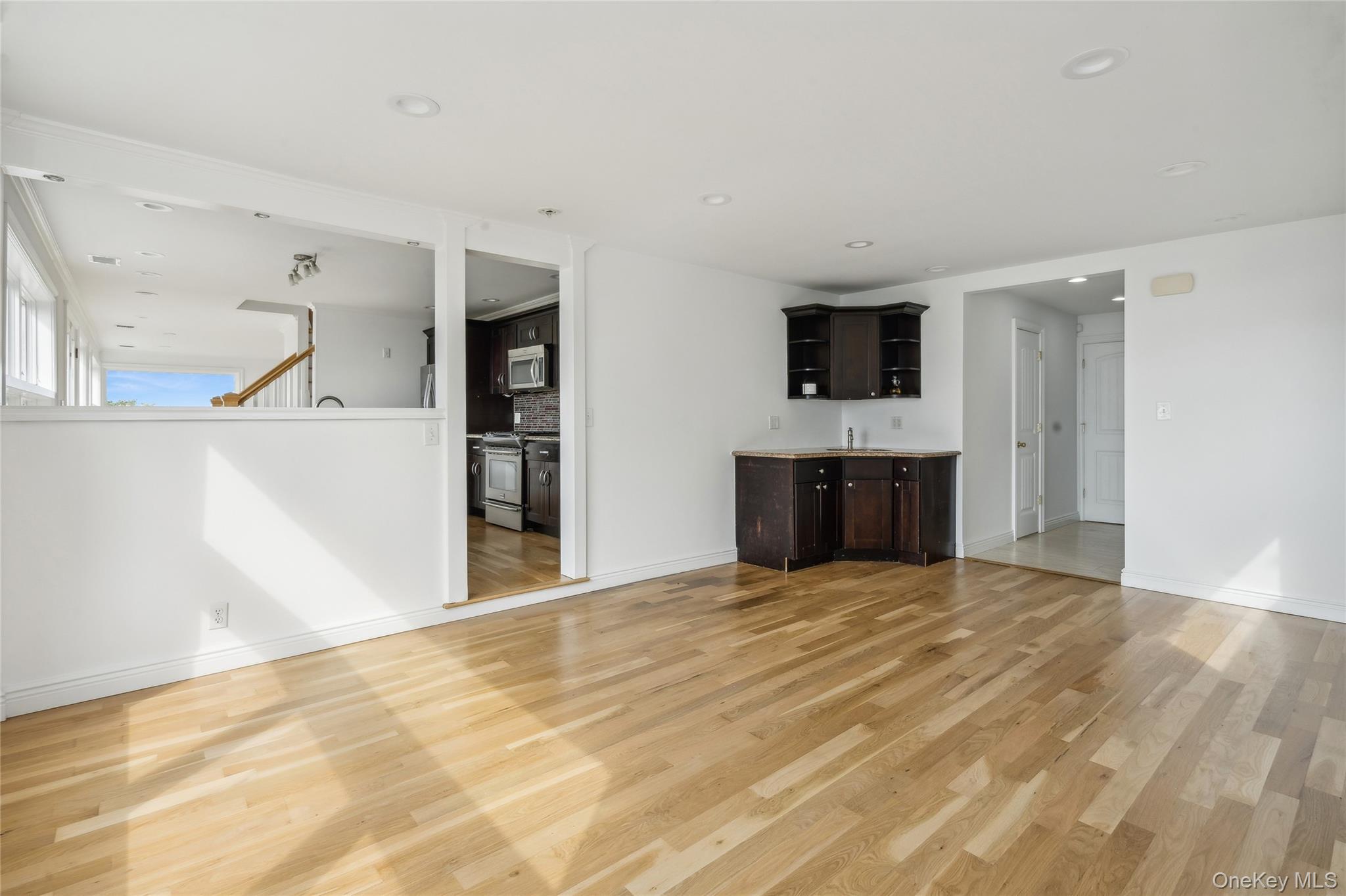 #7 photo, 42 Barracuda, सफ़ोक काउंटी East Quogue , NY 11942