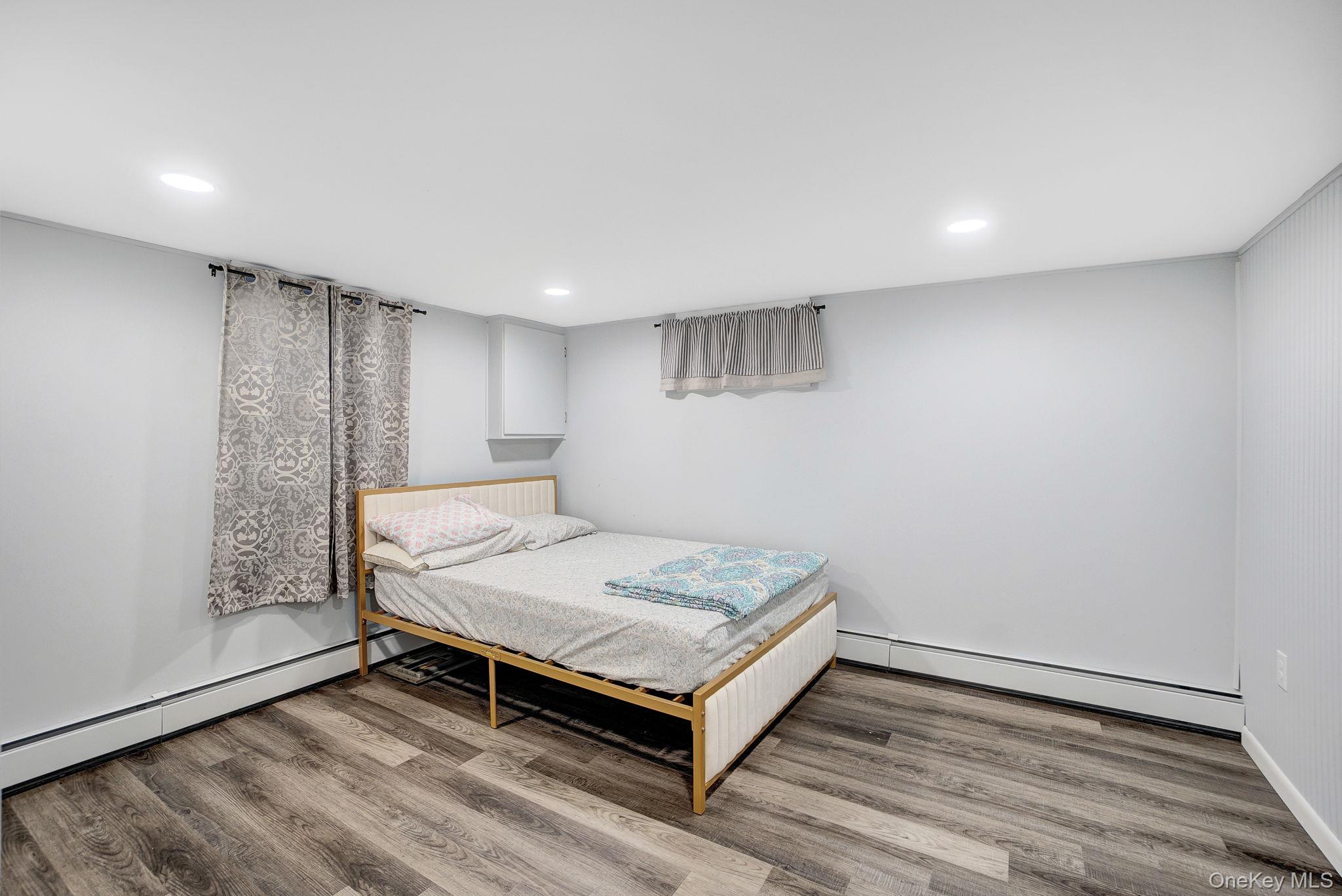 #13 photo, 18 Cambridge Avenue, Bethpage , NY 11714