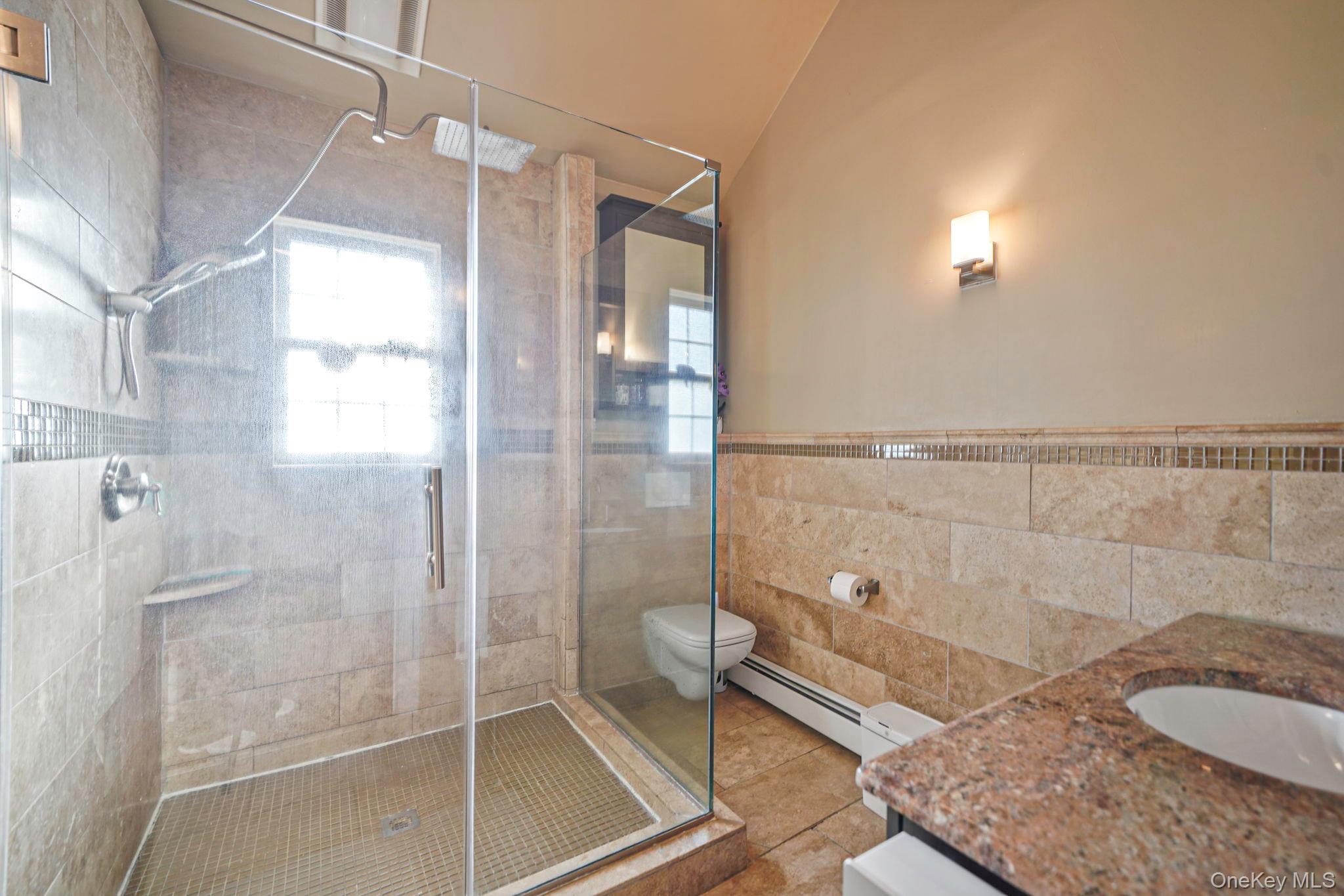 #12 photo, 189 Oak Street, West Hempstead , NY 11552