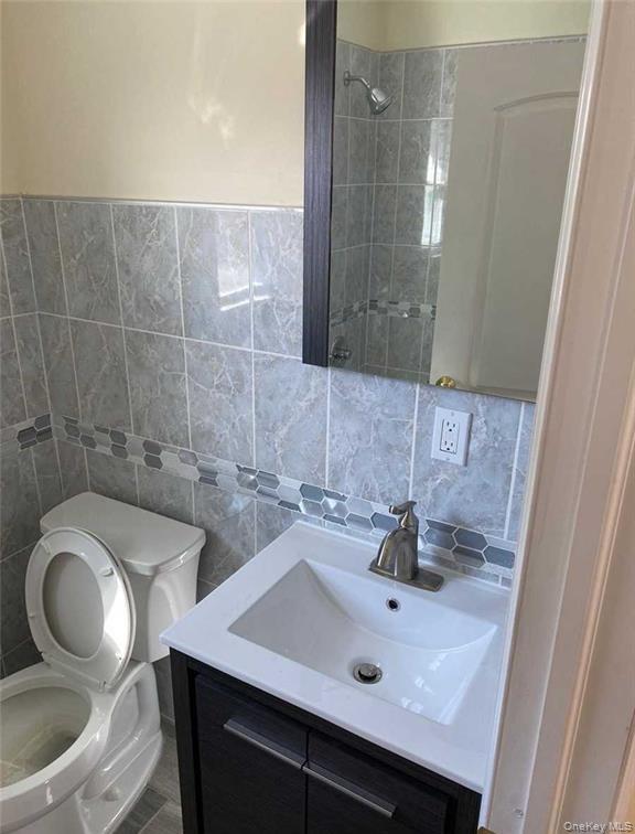 #14 photo, 47 Gladys Avenue, 롱 아일랜드 Hempstead , NY 11550