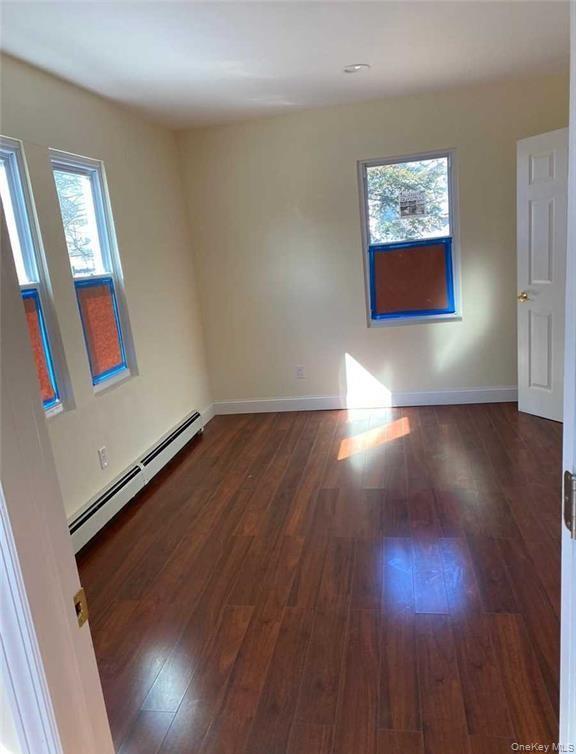 #4 photo, 47 Gladys Avenue, 롱 아일랜드 Hempstead , NY 11550