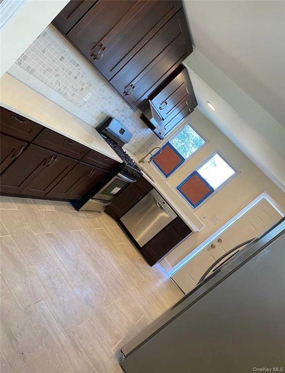 #5 photo, 47 Gladys Avenue, 롱 아일랜드 Hempstead , NY 11550