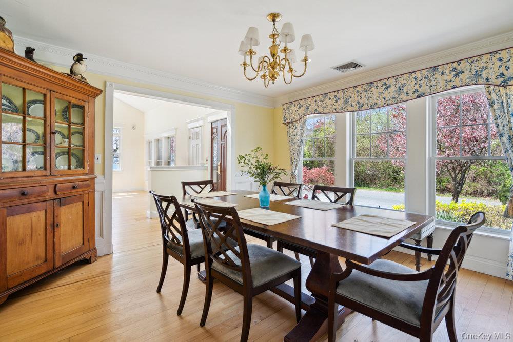 #7 photo, 30 Consuelo Place, Саффолк ‖ Oakdale , NY 11769