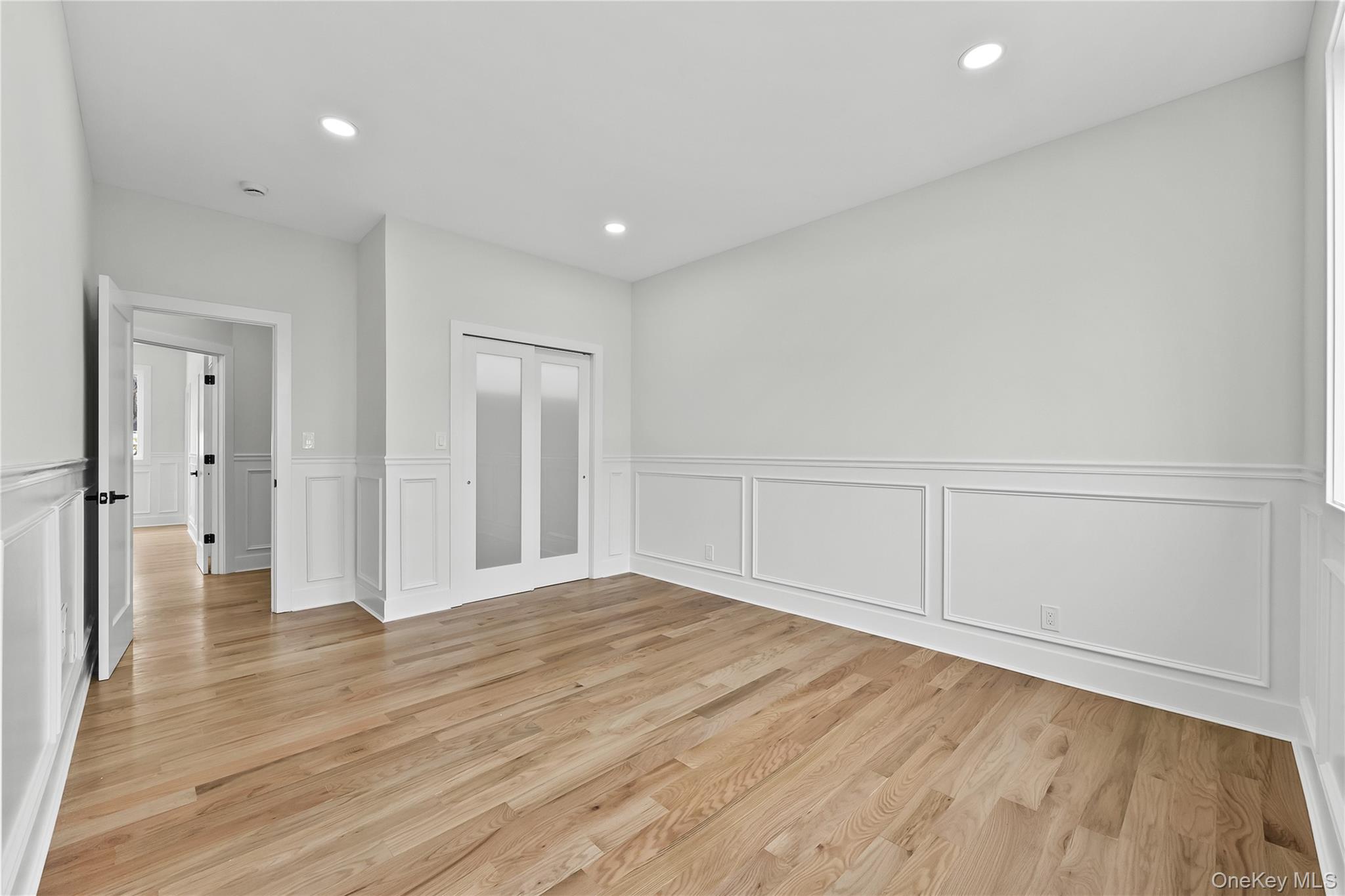 #16 photo, 2 Orchid Road, Levittown , NY 11756