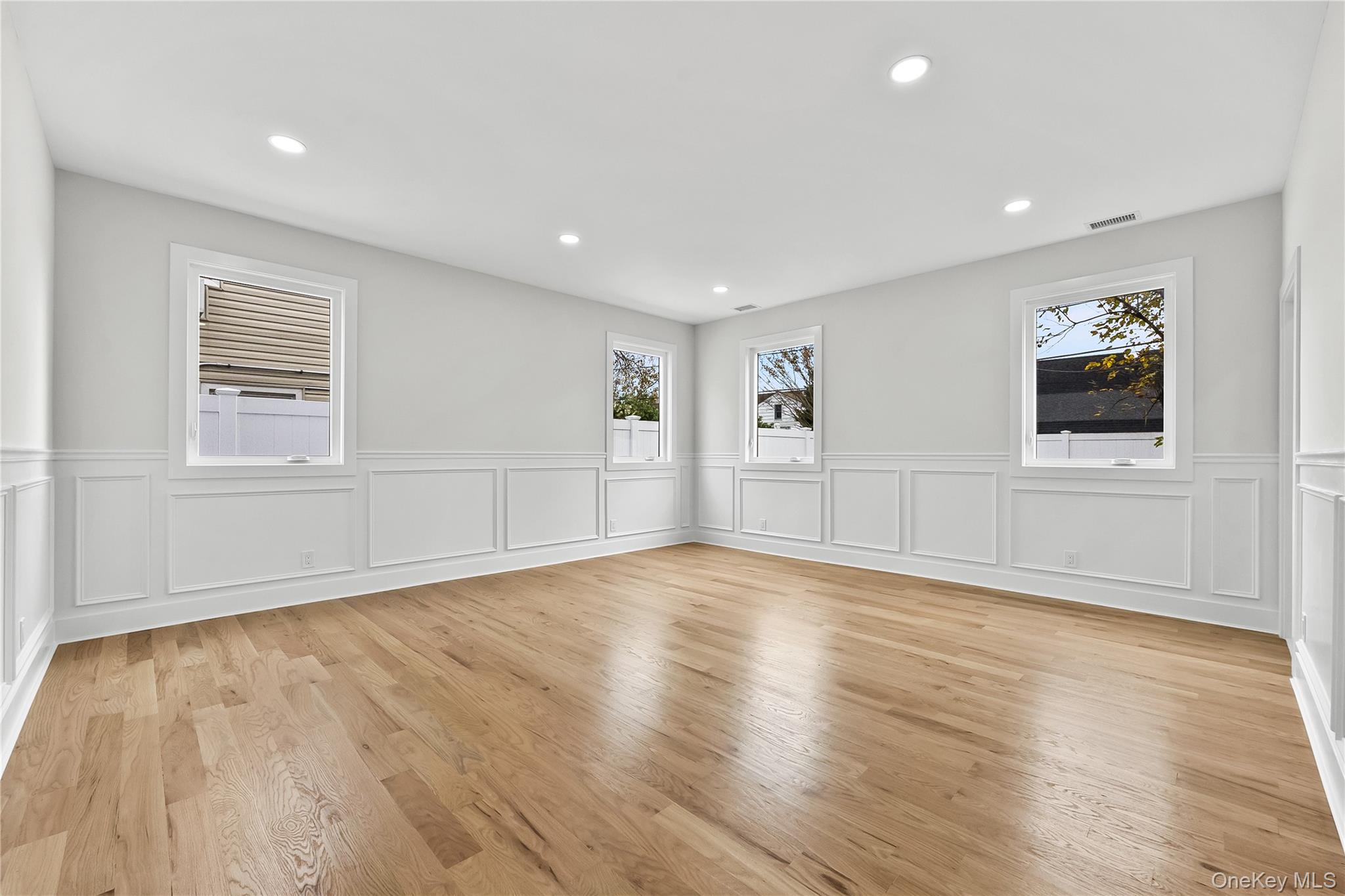 #17 photo, 2 Orchid Road, Levittown , NY 11756