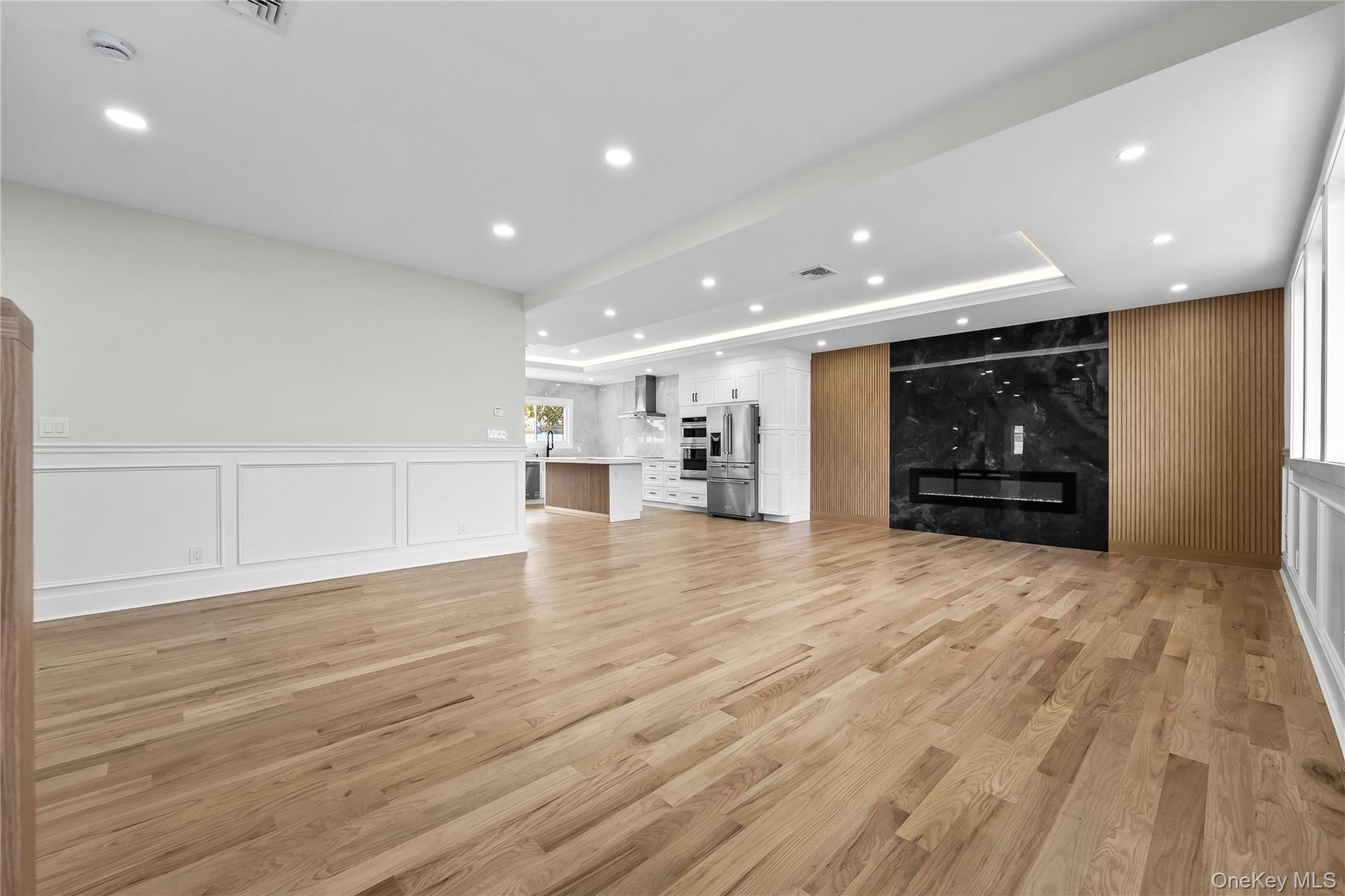 #4 photo, 2 Orchid Road, Levittown , NY 11756