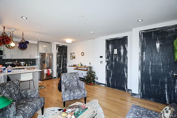 #4 photo, 6334 Fresh Pond Road, कुईंस Ridgewood , NY 11385