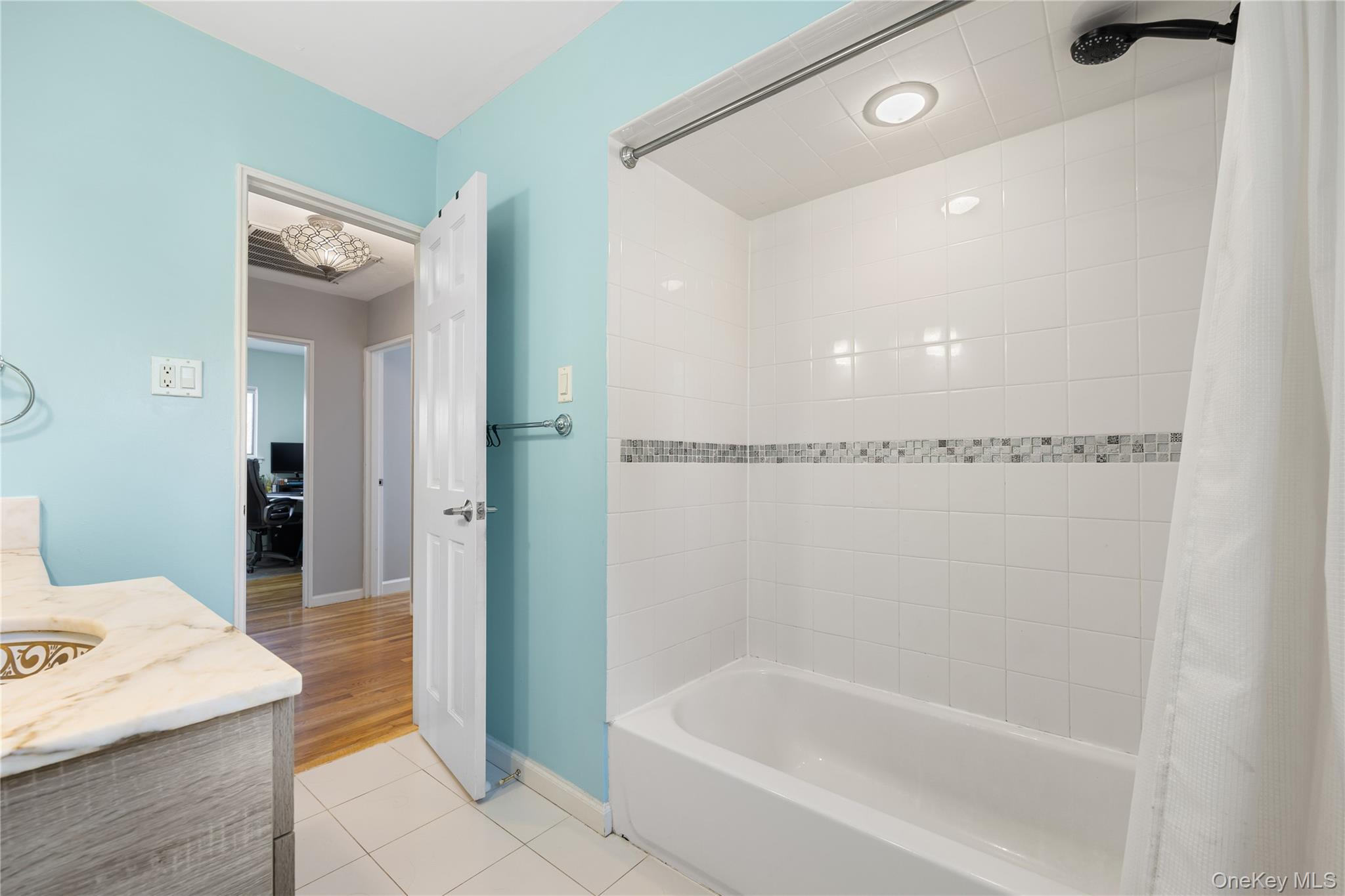 #12 photo, 2 York Avenue, 长岛 贝斯佩奇 Bethpage , NY 11714