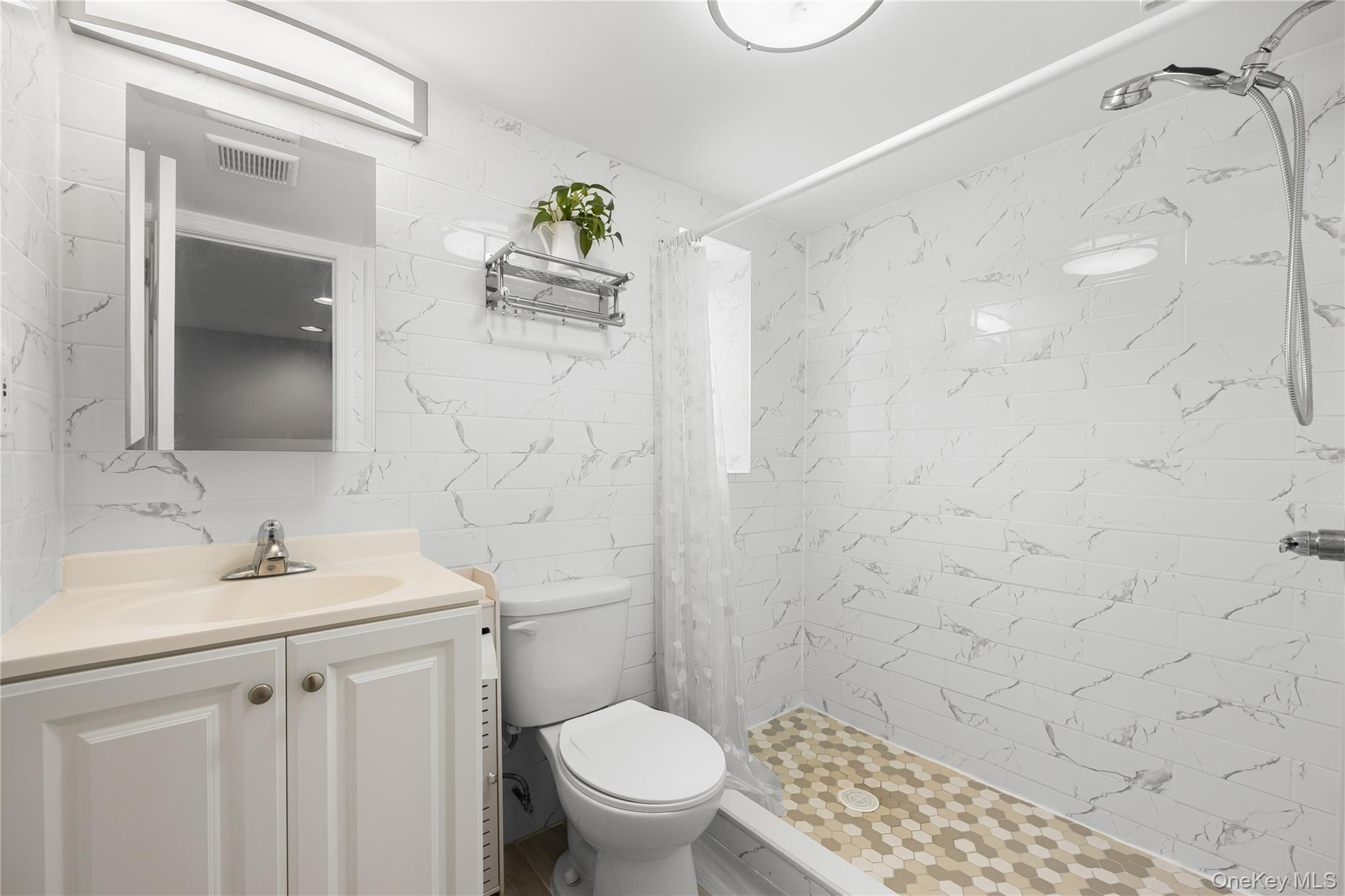 #15 photo, 2 York Avenue, 长岛 贝斯佩奇 Bethpage , NY 11714