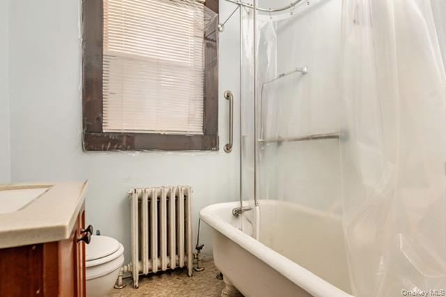 #5 photo, 84 Bay Avenue, Hicksville , NY 11801