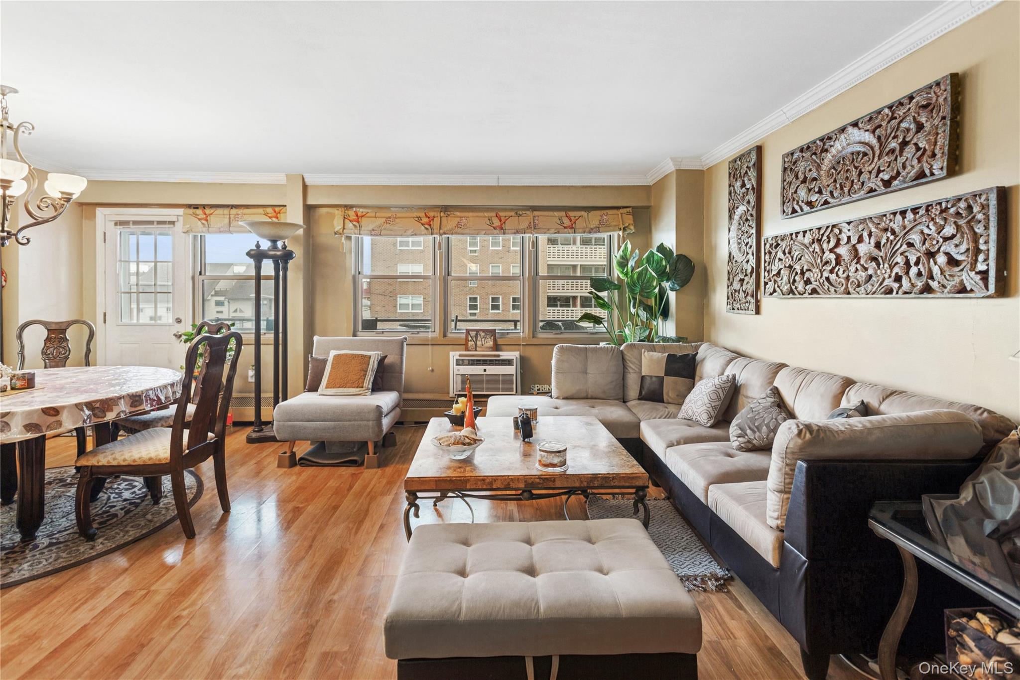 #8 photo, 25 Neptune Boulevard, नासाउ काउंटी Long Beach , NY 11561