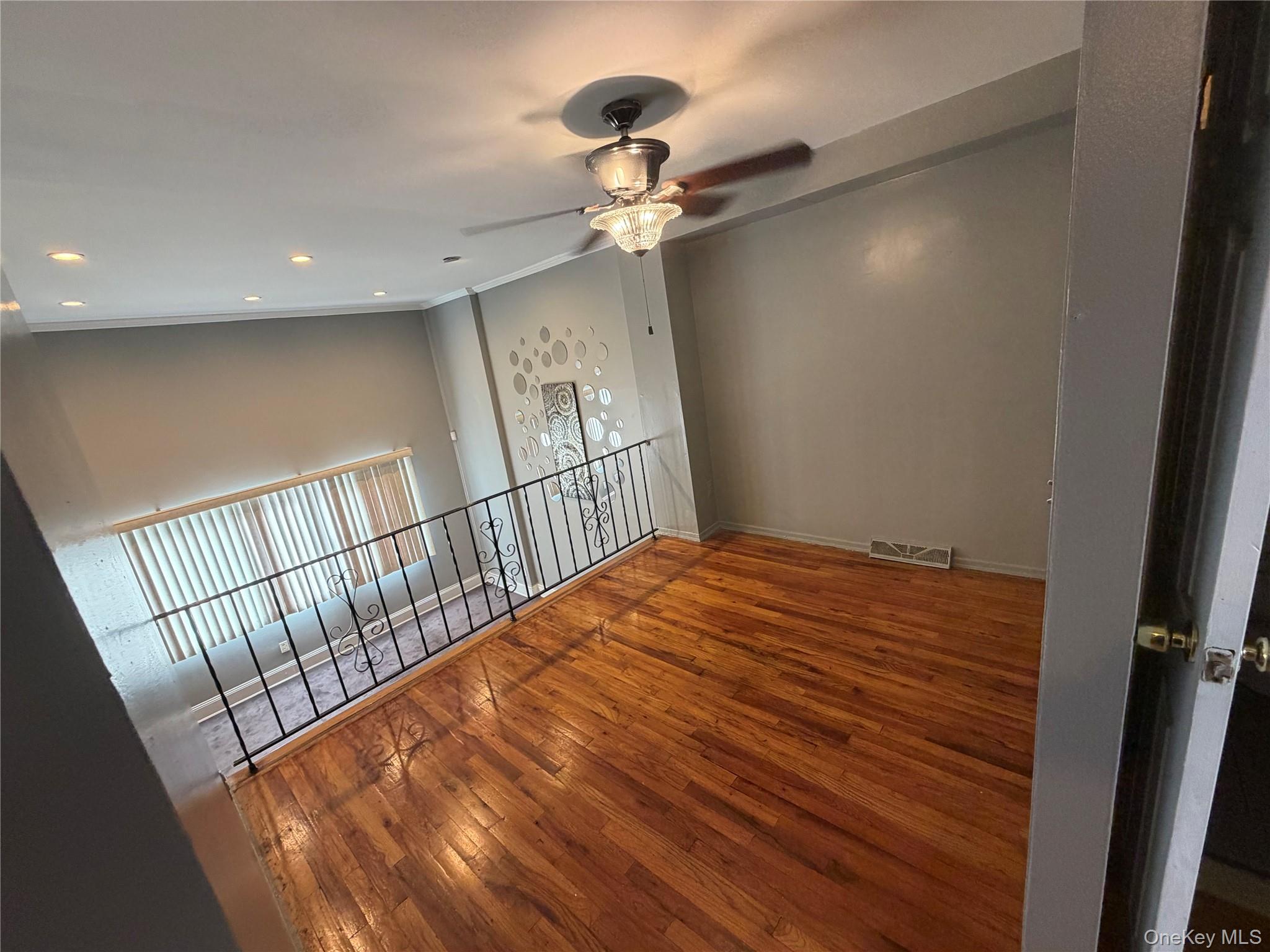 #8 photo, 2007 Elk Drive, Far Rockaway , NY 11691