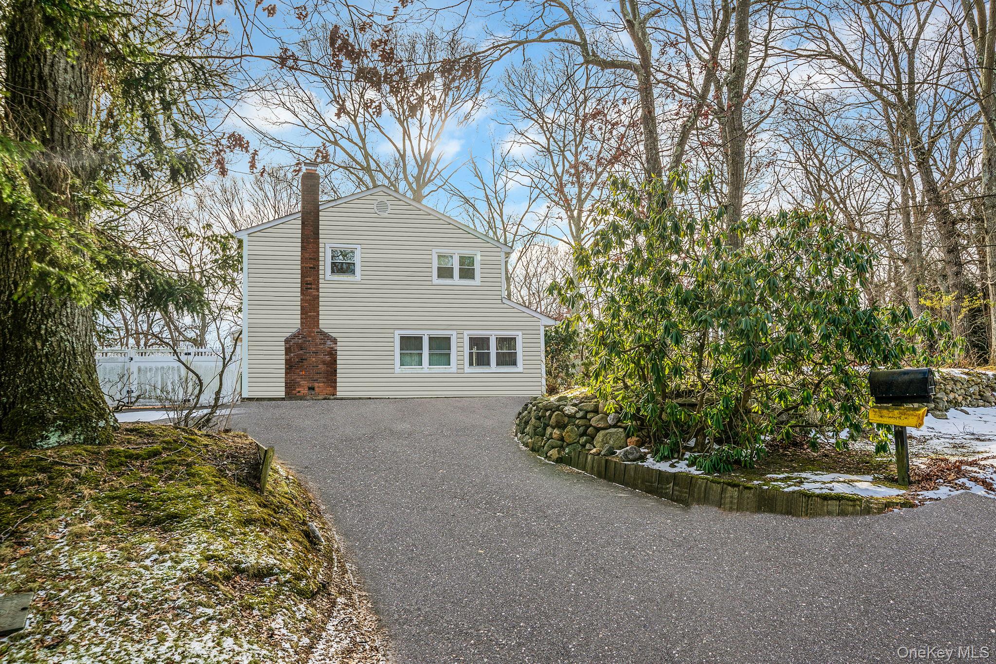 #3 photo, 120 Rustic Road, Port Jefferson , NY 11777