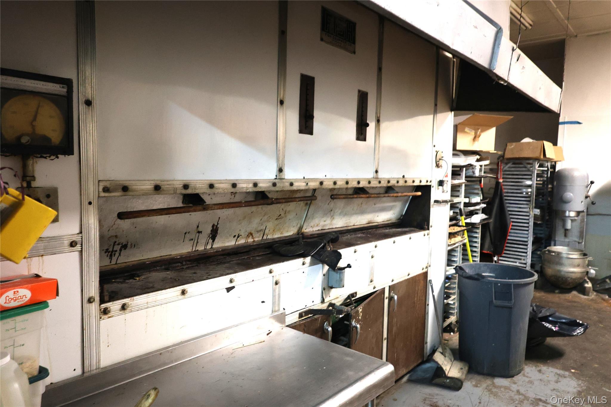 #9 photo, 15 S Country Road, Саффолк ‖ East Patchogue , NY 11772